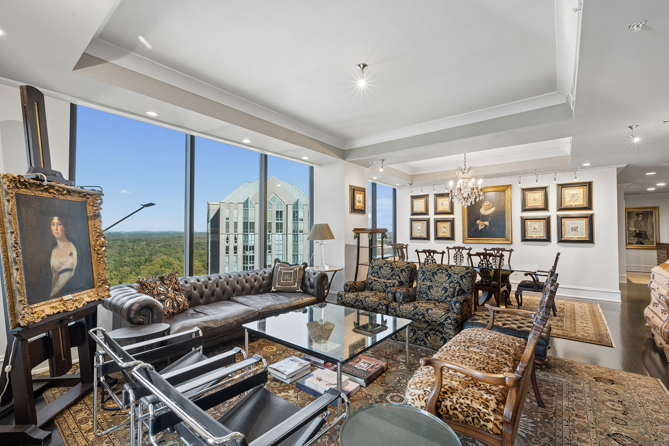  Exceptional Space, Skyline Views, and an Unbeatable Buckhead Location - 物件實景