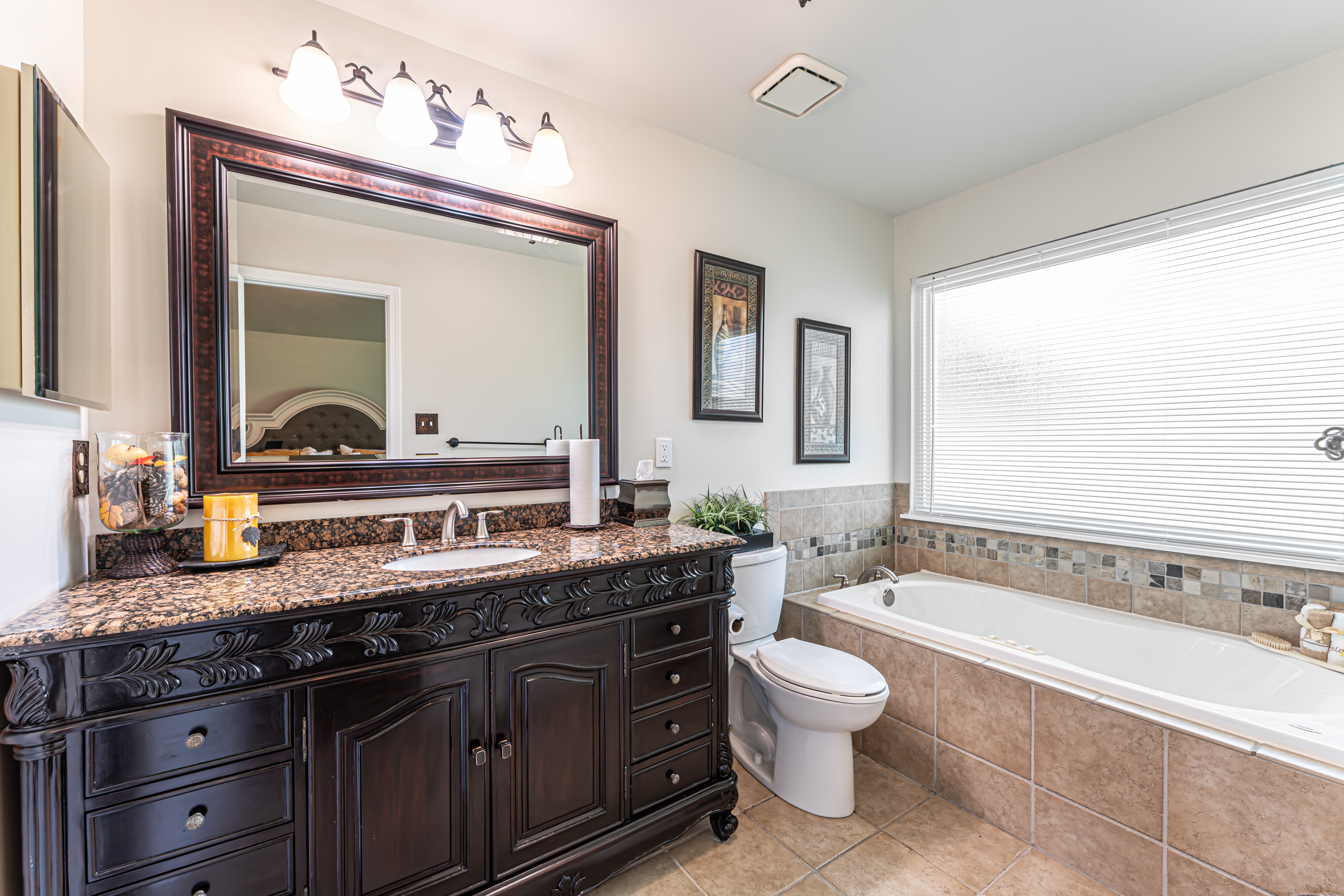  25 Beaujolais Drive, Florissant, MO 63031 - 物件實景