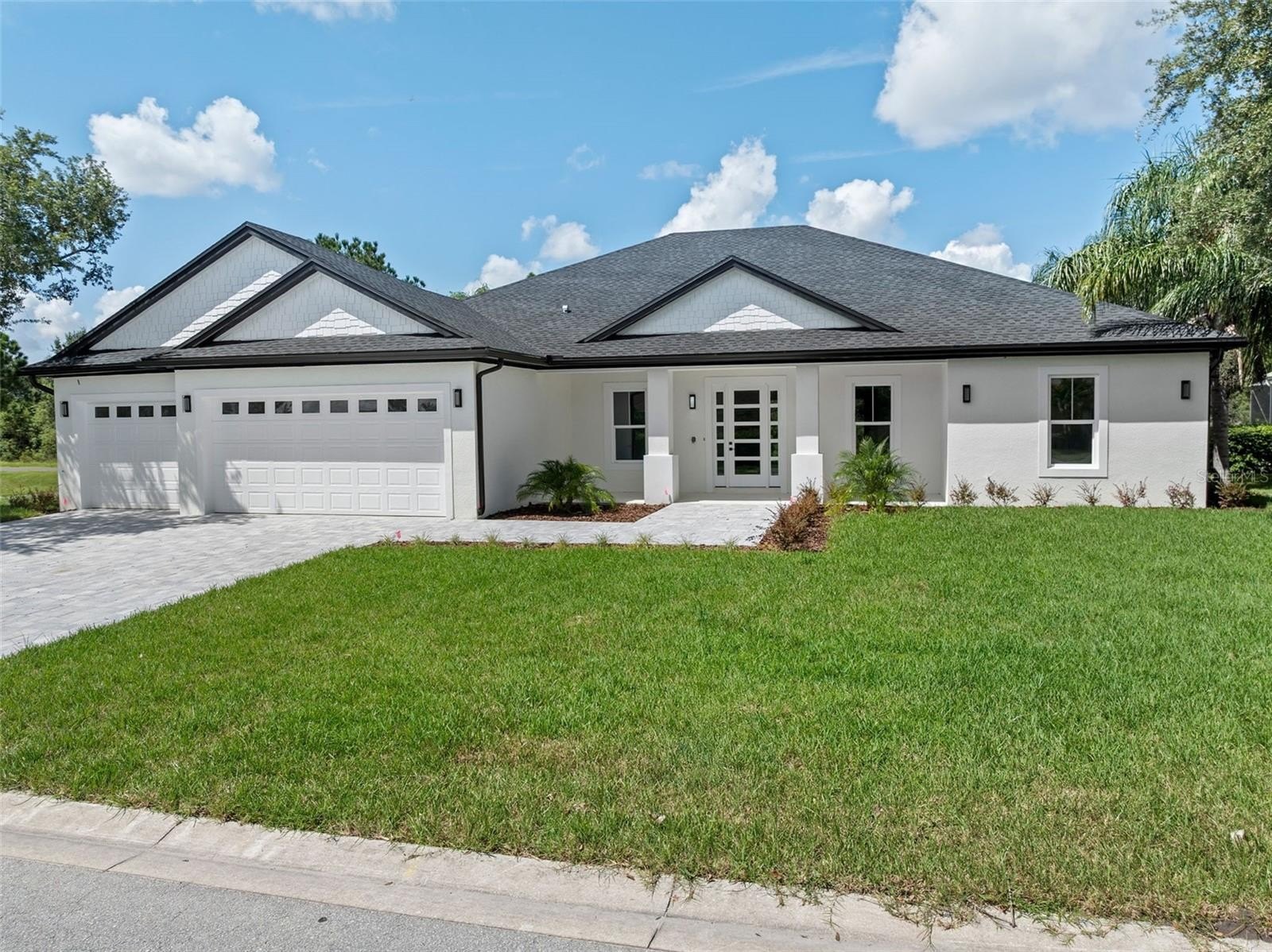 WINTER HAVEN, Florida, 33884, United States, 3 Bedrooms Bedrooms, ,3 BathroomsBathrooms,Residential,For Sale,1976731