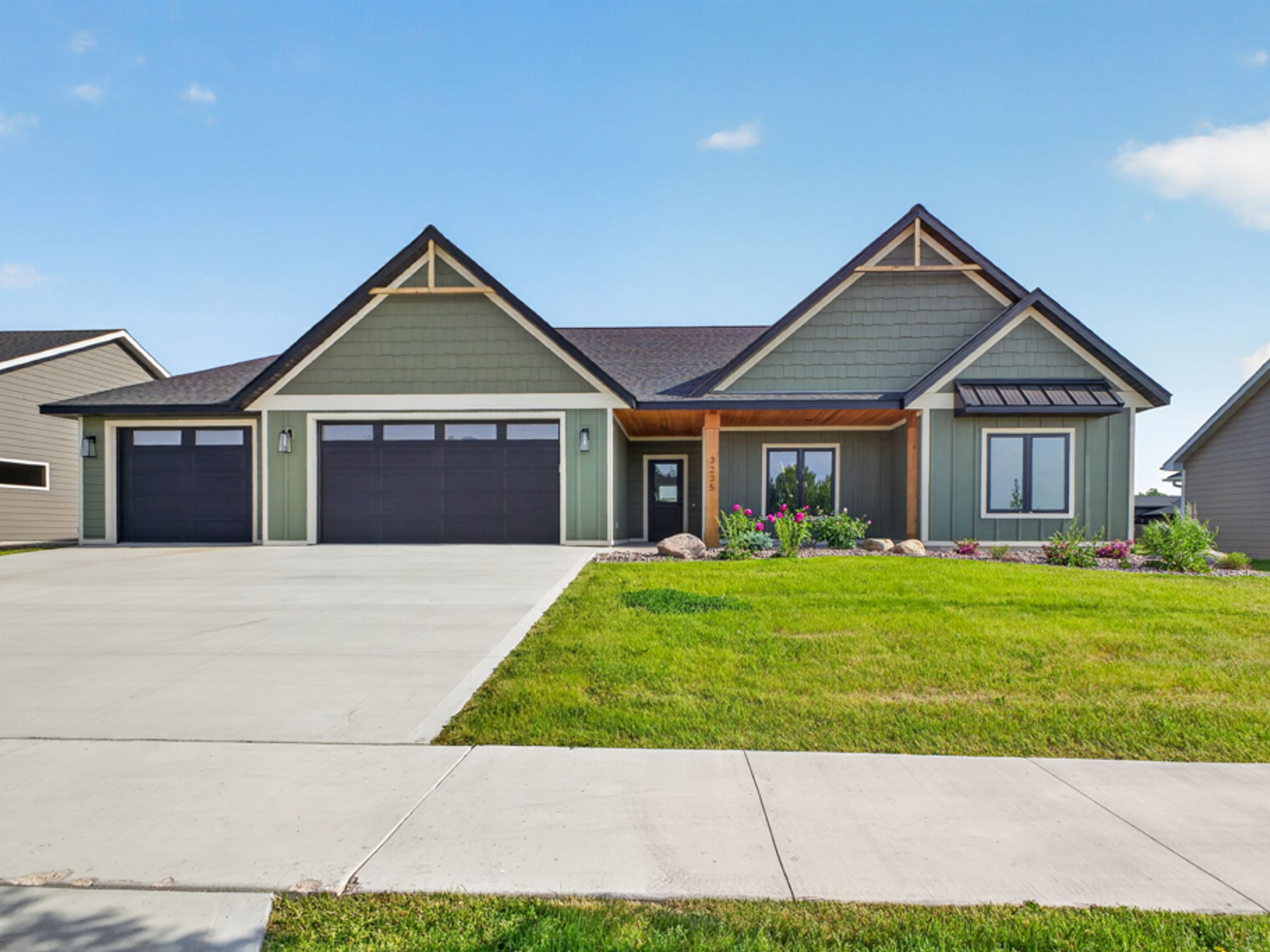 Century Valley Craftsman-Style, Single-Level Living - 物件實景