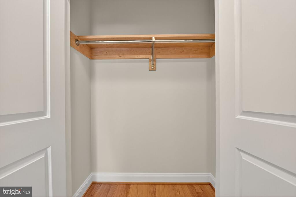 Arlington, Virginia, 22213, United States, 5 Bedrooms Bedrooms, ,5 BathroomsBathrooms,Residential,For Sale,1982488