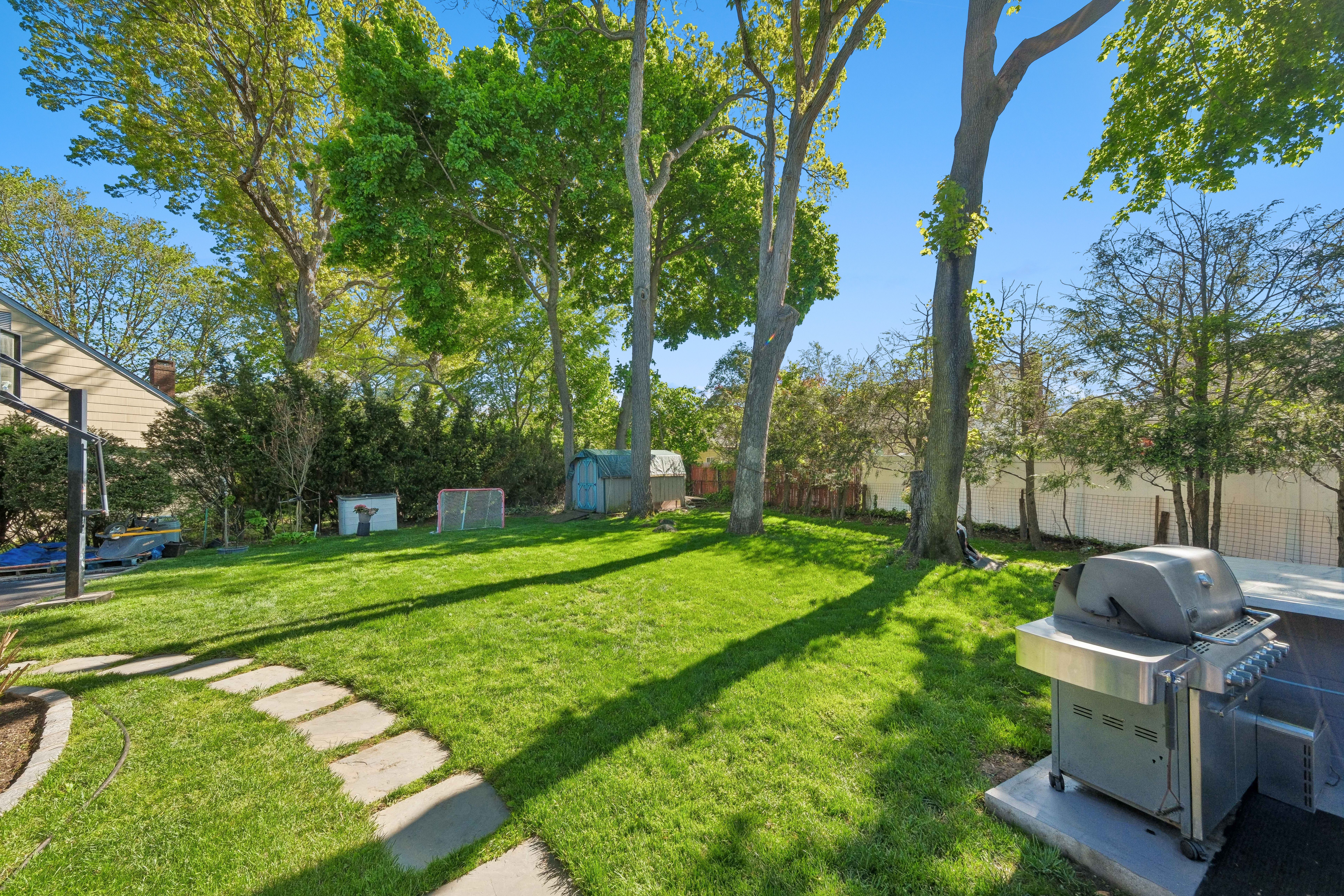  3 Camsanette Court, Glen Cove, NY, 11542 - 物件實景
