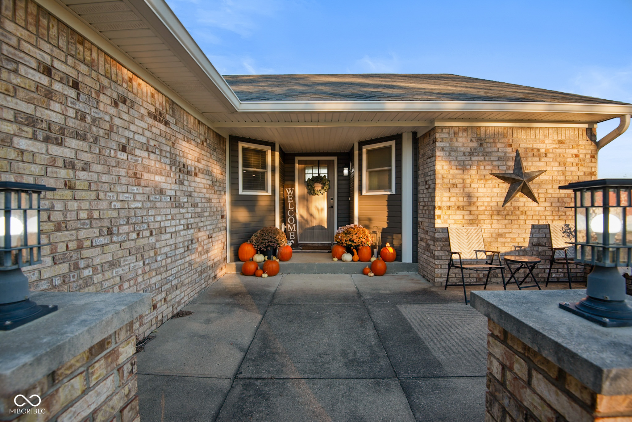 Edinburgh, Indiana, 46124, United States, 3 Bedrooms Bedrooms, ,2 BathroomsBathrooms,Residential,For Sale,1994228