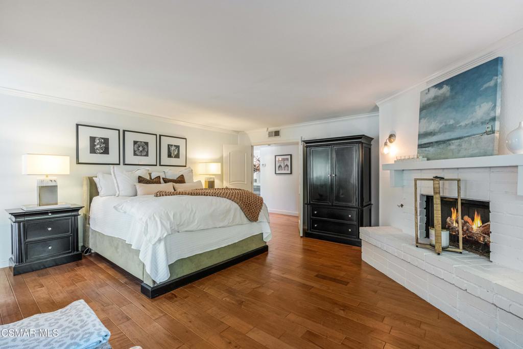 Simi Valley, California, 93065, United States, 4 Bedrooms Bedrooms, ,3 BathroomsBathrooms,Residential,For Sale,1941283