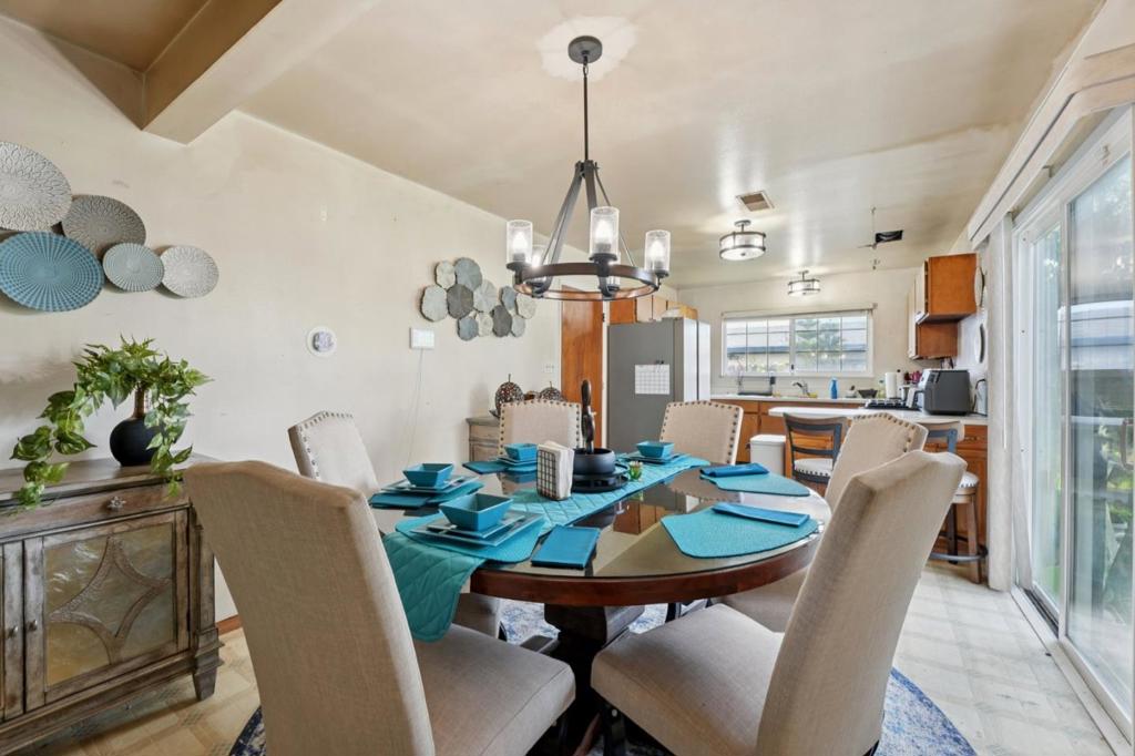 Salinas, California, 93906, United States, 3 Bedrooms Bedrooms, ,2 BathroomsBathrooms,Residential,For Sale,2012304