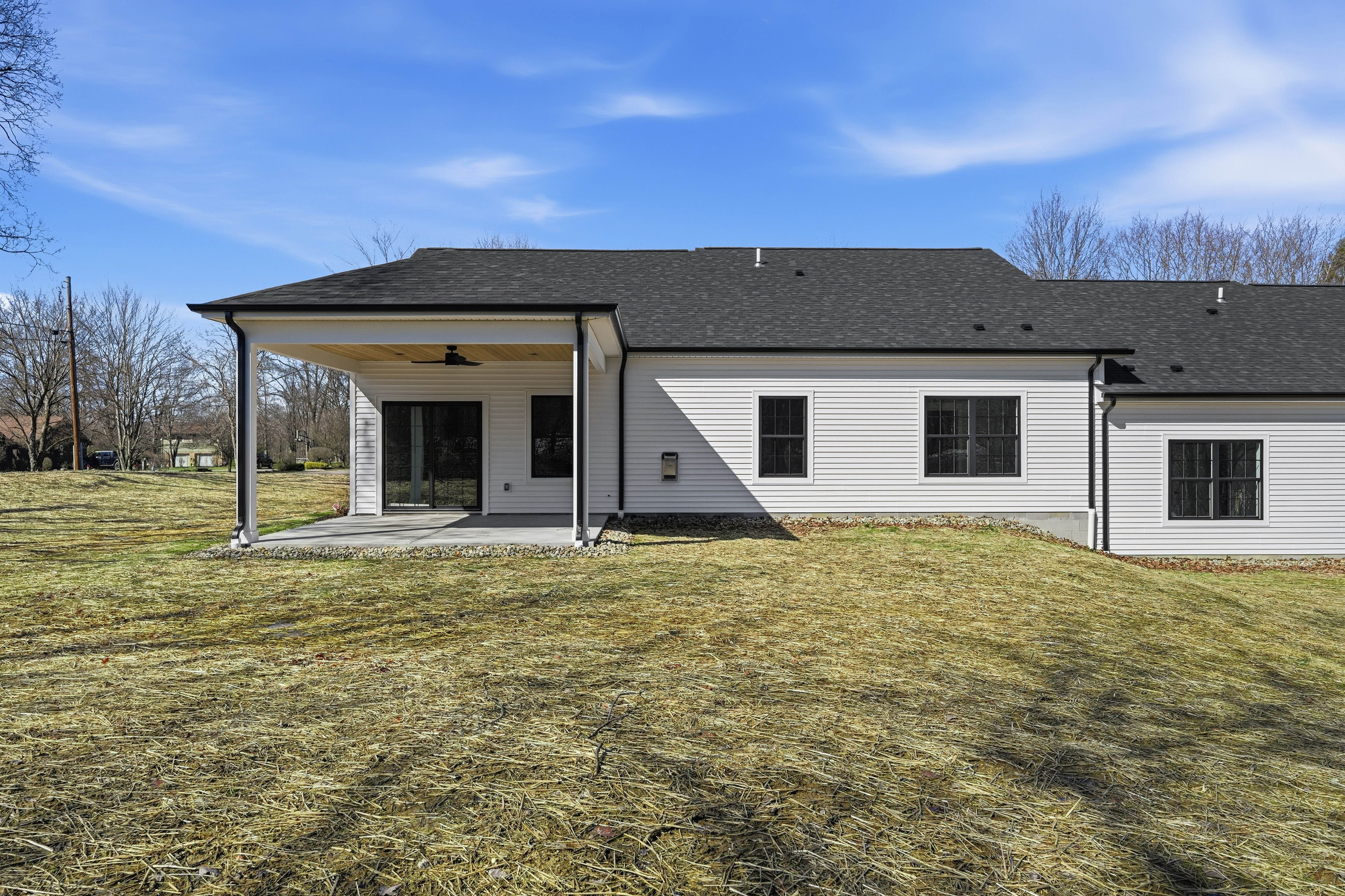  100-102 Huselton Drive - 物件實景