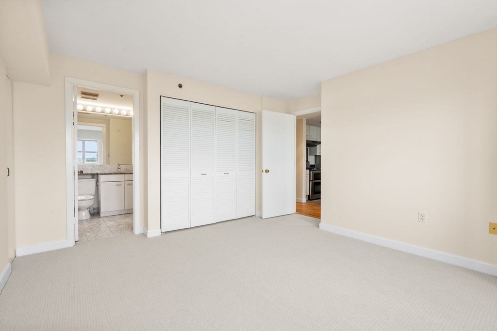 Cambridge, Massachusetts, 02139, United States, 1 Bedroom Bedrooms, ,2 BathroomsBathrooms,Residential,For Sale,1866549