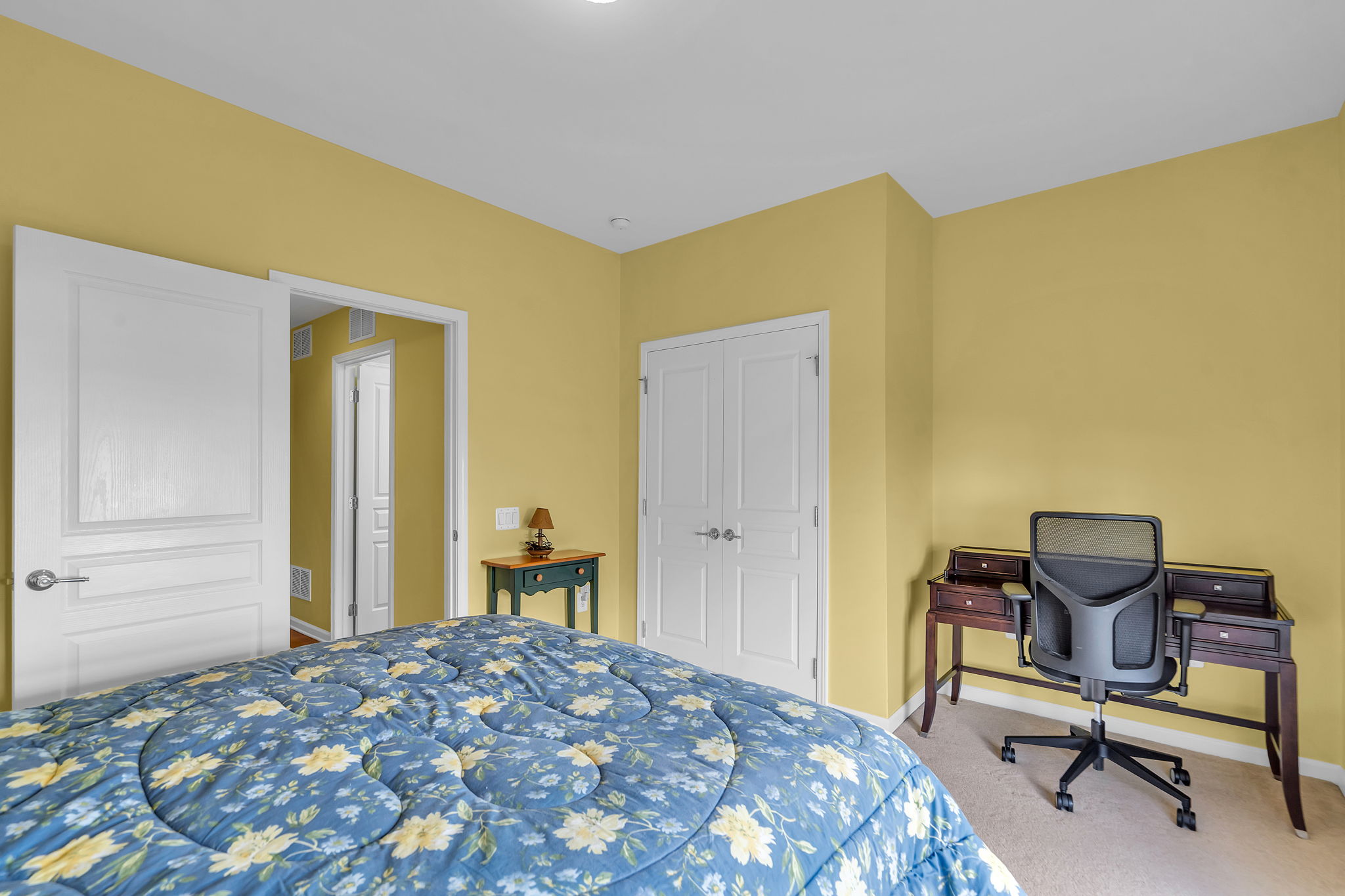  Lovely Reston Model in River Point - 物件實景