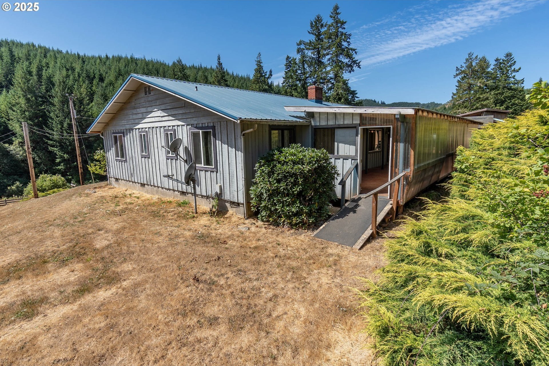 Myrtle Point, Oregon, 97458, United States, 3 Bedrooms Bedrooms, ,3 BathroomsBathrooms,Residential,For Sale,1975614