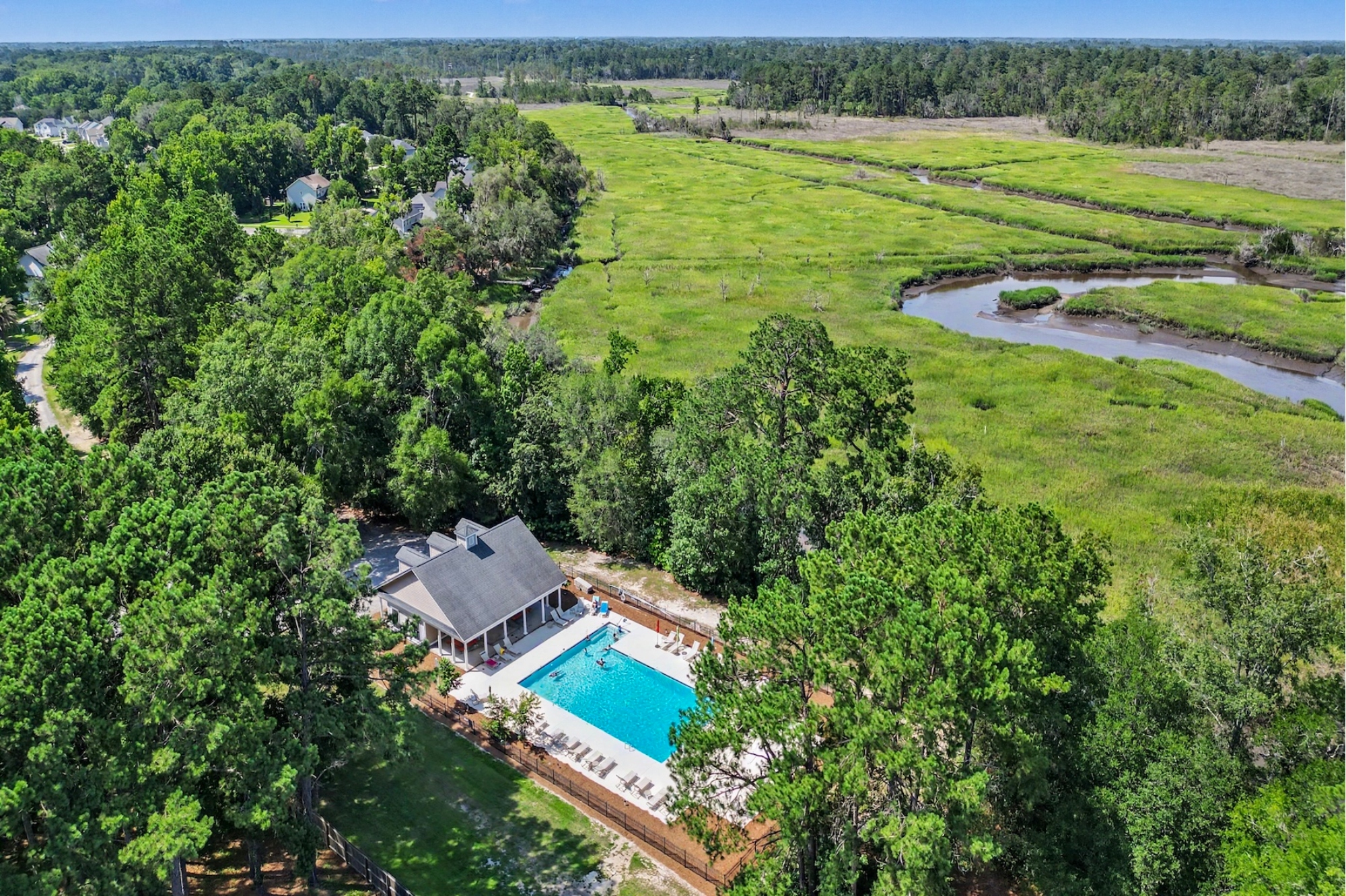  200 Sawgrass Drive - 物件實景