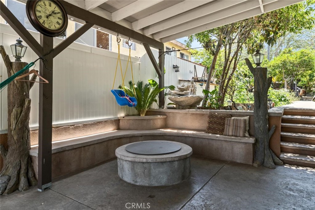 Los Angeles, California, 90033, United States, 4 Bedrooms Bedrooms, ,2 BathroomsBathrooms,Residential,For Sale,1938411