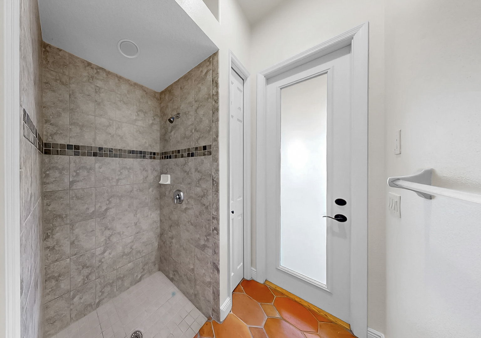 Apollo Beach, Florida, 33572, United States, 4 Bedrooms Bedrooms, ,5 BathroomsBathrooms,Residential,For Sale,1983999