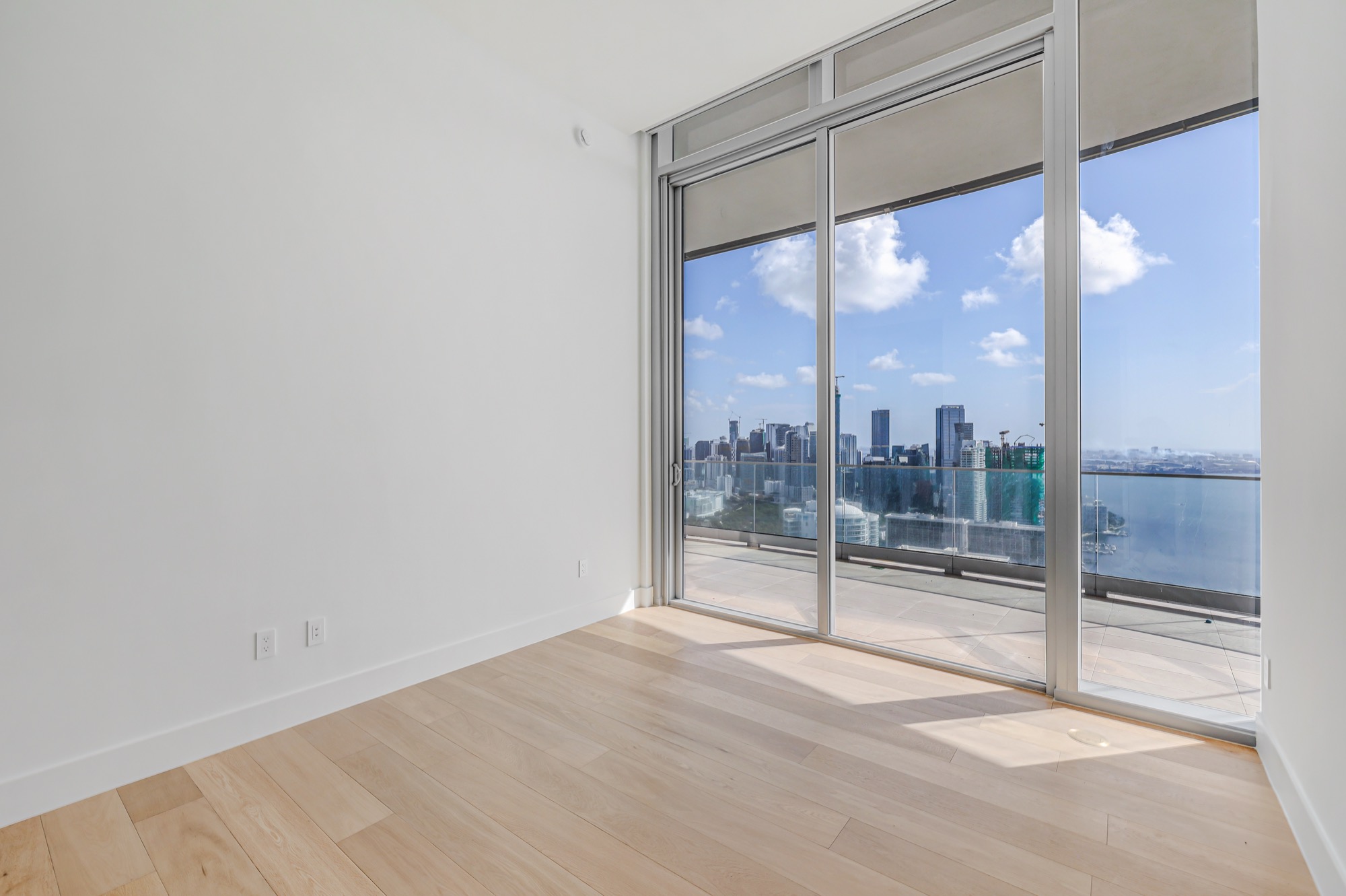  175 SE 25 Road, Miami, FL, 33129 - 物件實景