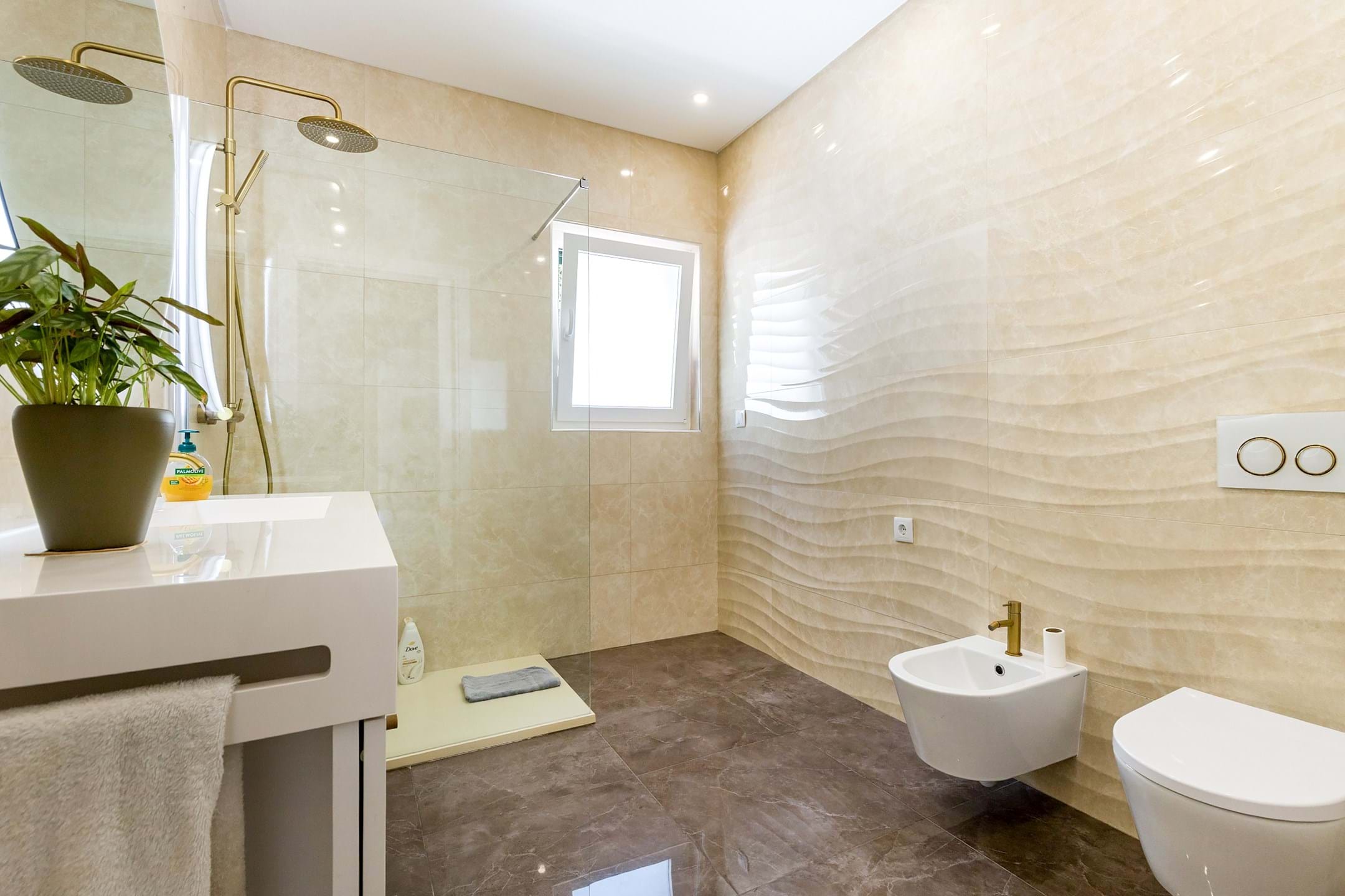 Sintra, Lisbon, 2710-655, PT, 4 Bedrooms Bedrooms, ,3 BathroomsBathrooms,Residential,For Sale,1991918