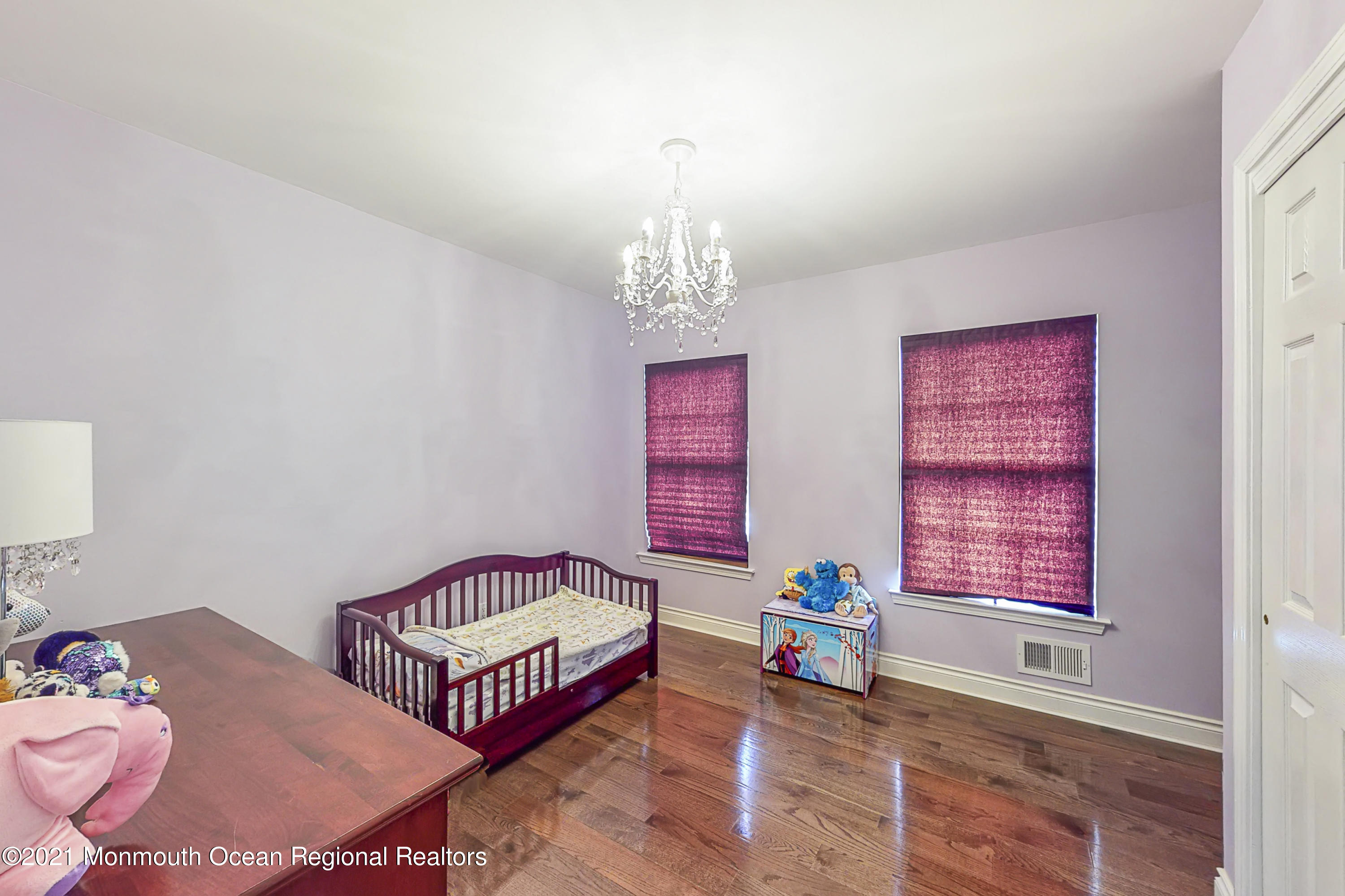 Jackson, New Jersey, 08527, United States, 4 Bedrooms Bedrooms, ,3 BathroomsBathrooms,Residential,For Sale,1944716