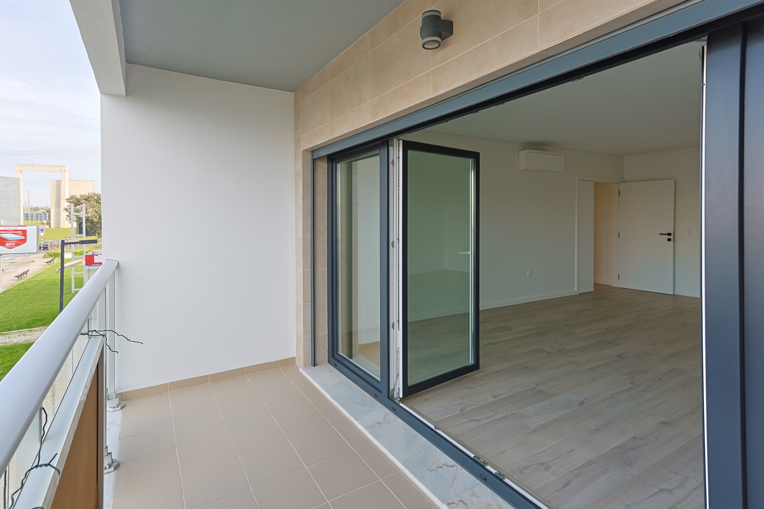 Montijo, Setúbal, 2870-448, PT, 4 Bedrooms Bedrooms, ,3 BathroomsBathrooms,Residential,For Sale,1805570