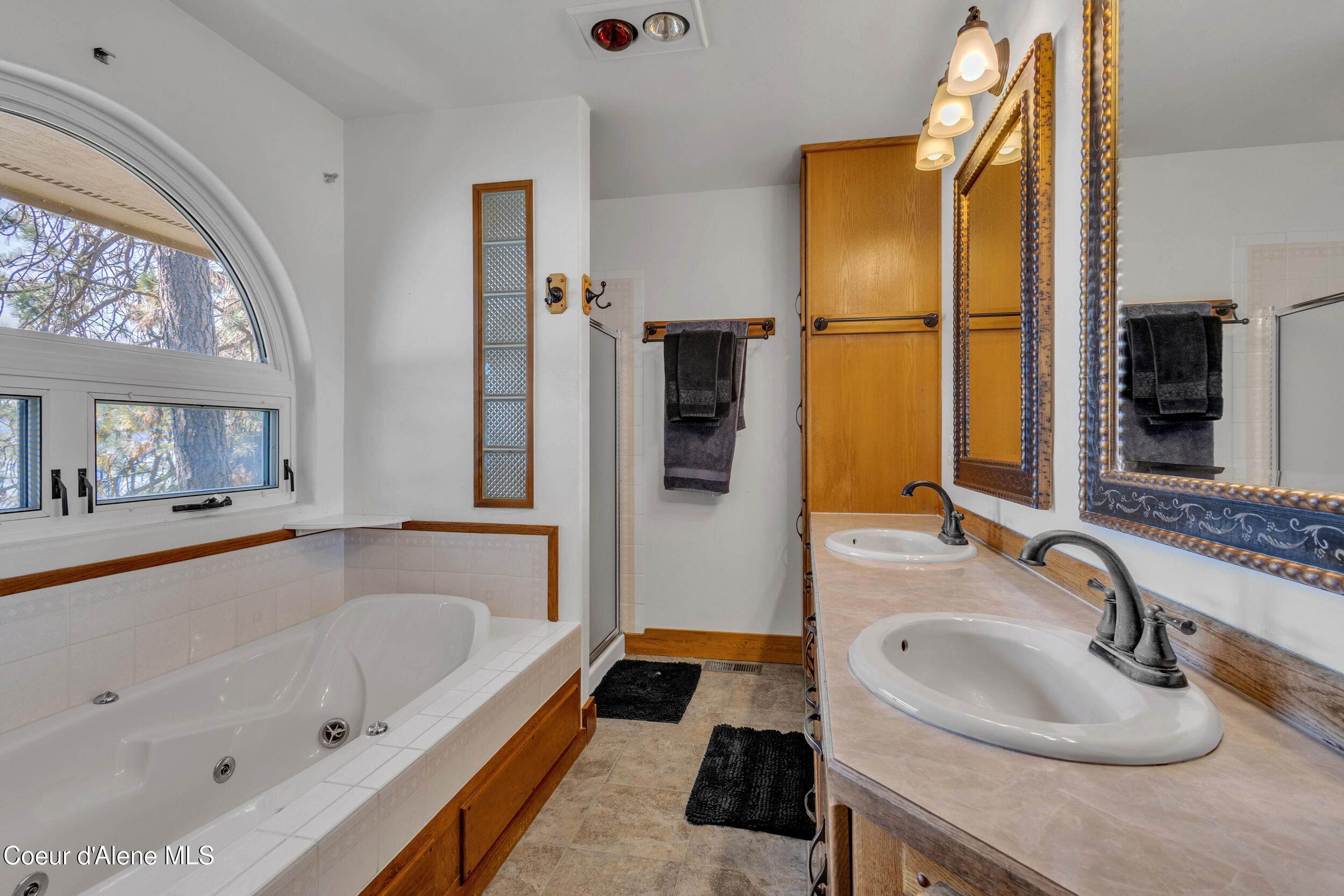 Harrison, Idaho, 83833, United States, 3 Bedrooms Bedrooms, ,3 BathroomsBathrooms,Residential,For Sale,2041876