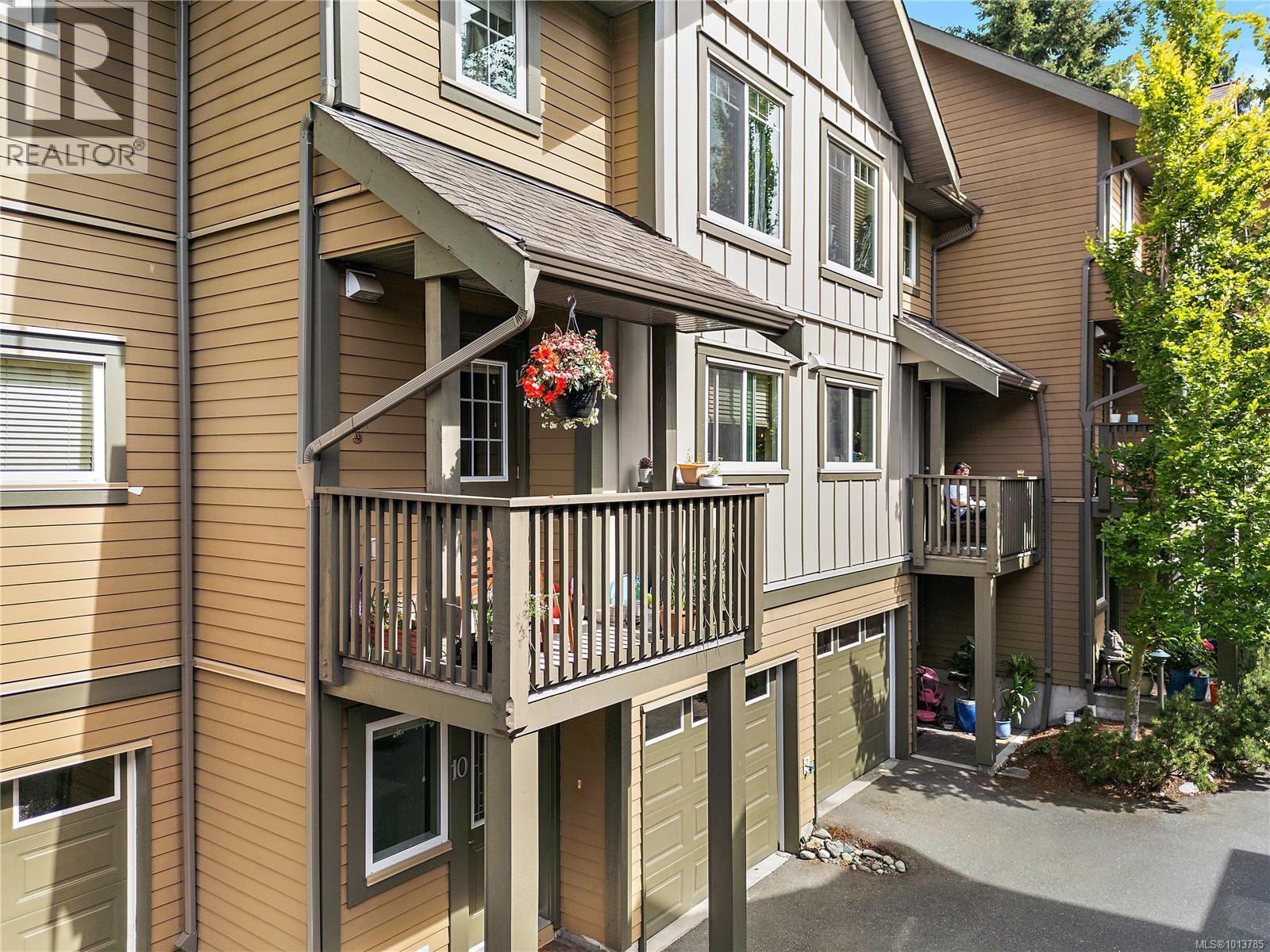 VICTORIA, British Columbia, V8T 0A3, CA, 3 Bedrooms Bedrooms, ,3 BathroomsBathrooms,Residential,For Sale,1948494