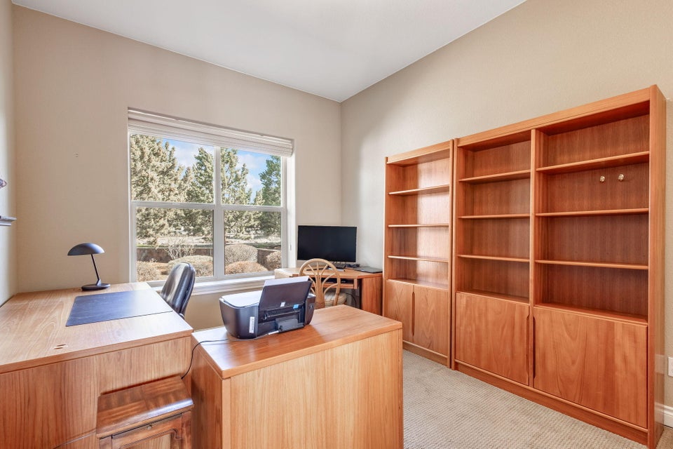 Prineville, Oregon, 97754, United States, 3 Bedrooms Bedrooms, ,3 BathroomsBathrooms,Residential,For Sale,1770738
