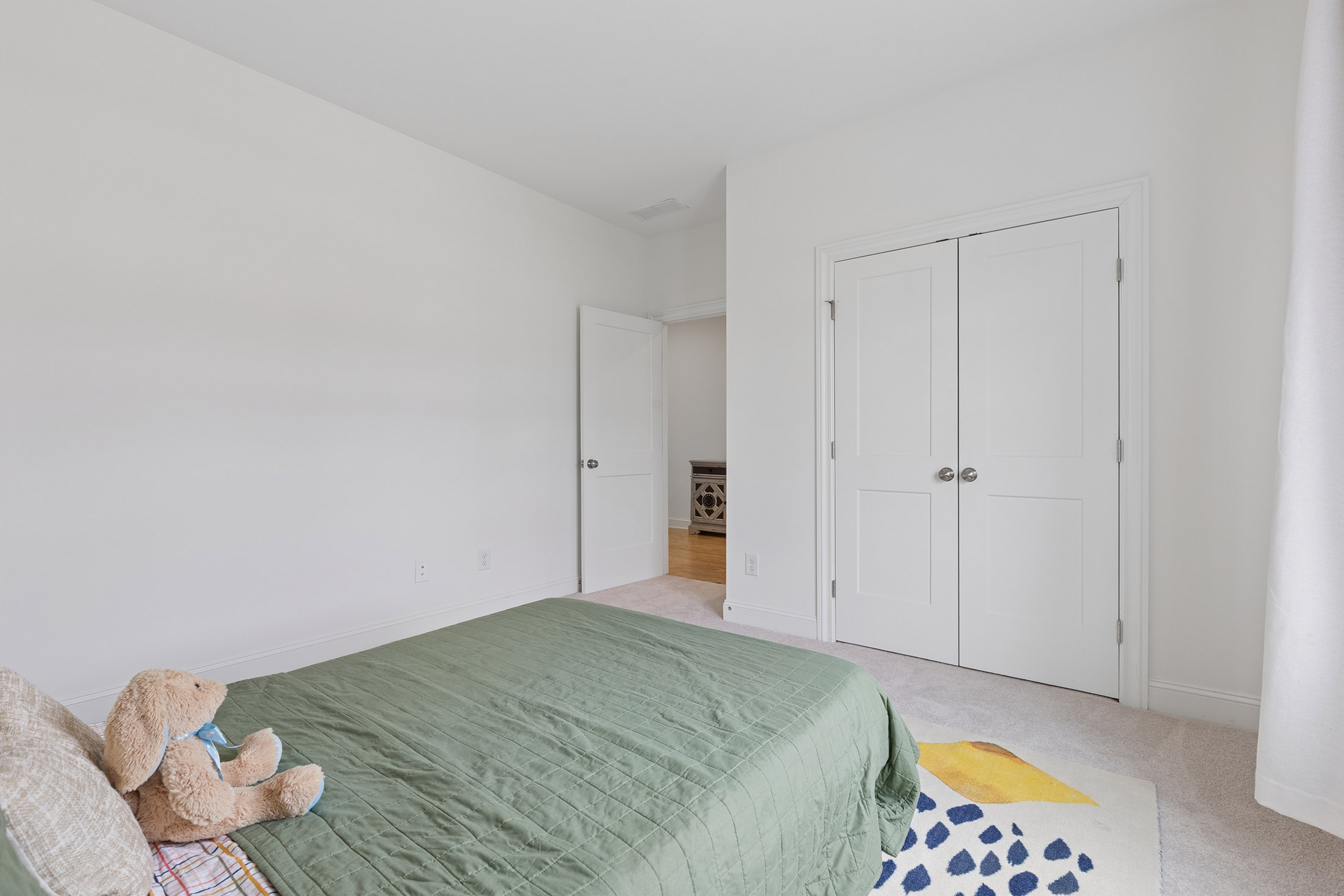  Freshly Updated and Move-in Ready Home in a Prime Westside Location - 物件實景