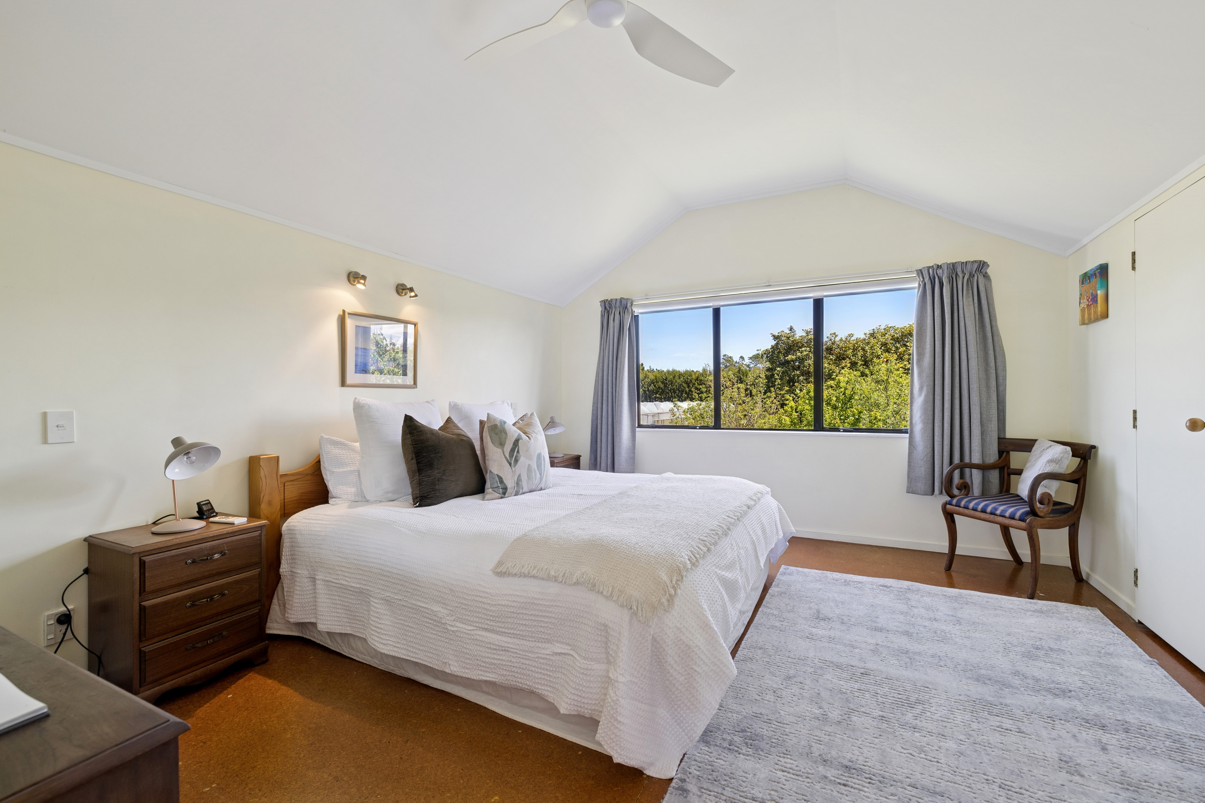  18 Lathrope Road, Riverhead - 物件實景