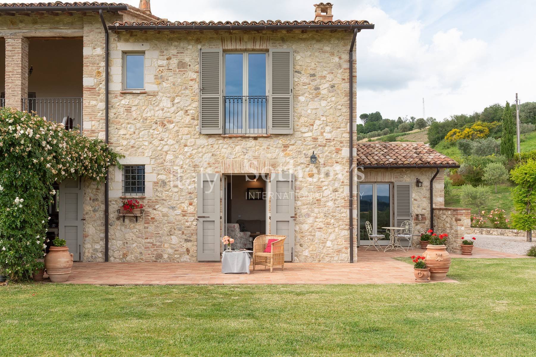  Historic Farmhouse Reimagined as an Exquisite Villa - 物件實景