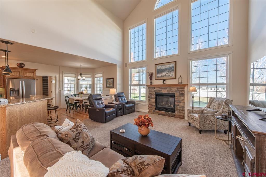 Montrose, Colorado, 81403, United States, 4 Bedrooms Bedrooms, ,4 BathroomsBathrooms,Residential,For Sale,1994276