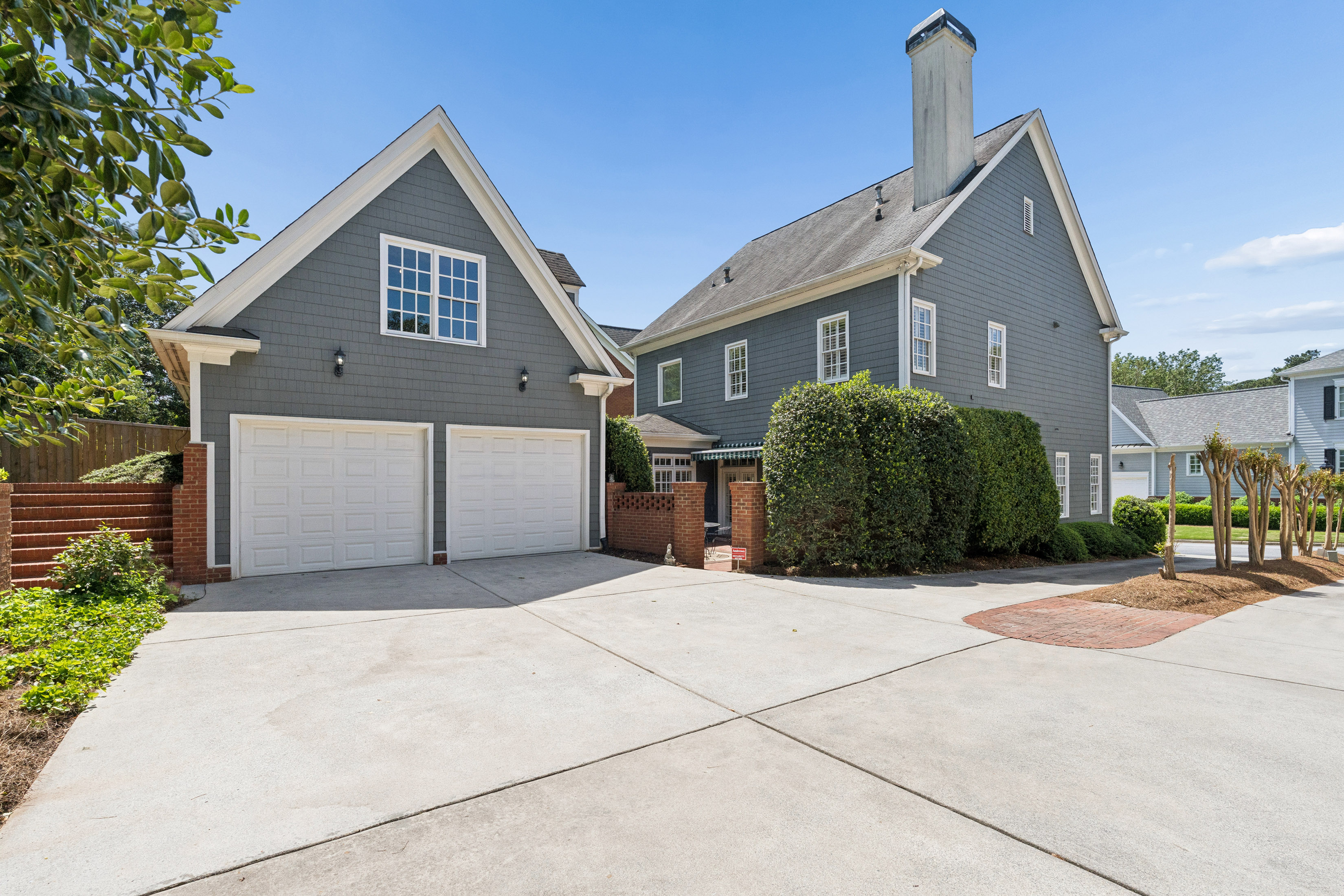  Traditional Cedar Shingle Beauty - 物件實景