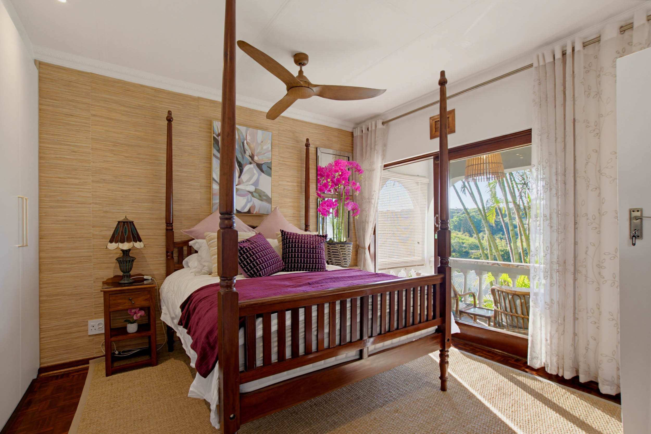  Fully Renovated Coastal Residence with Guest Flatlet and Sea Views in Salt Rock - 物件實景