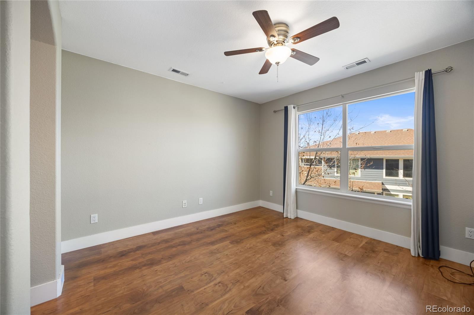 Castle Rock, Colorado, 80109, United States, 5 Bedrooms Bedrooms, ,4 BathroomsBathrooms,Residential,For Sale,1721682