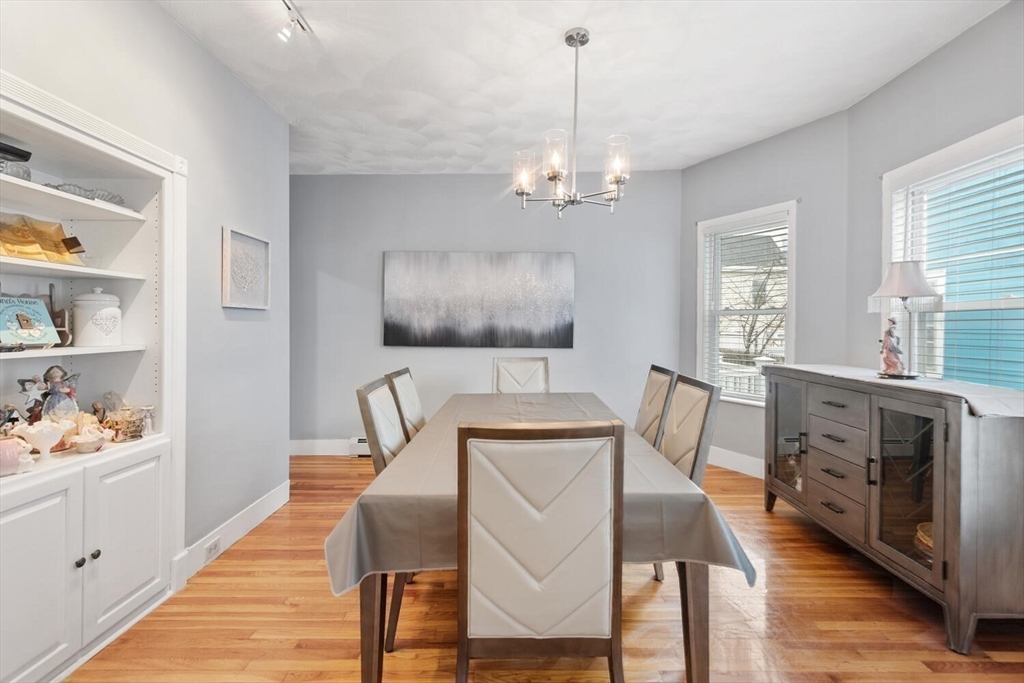 Malden, Massachusetts, 02148, United States, 5 Bedrooms Bedrooms, ,3 BathroomsBathrooms,Residential,For Sale,2033163