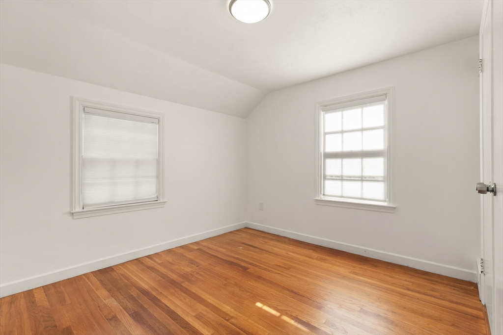 Norwood, Massachusetts, 02062, United States, 3 Bedrooms Bedrooms, ,1 BathroomBathrooms,Residential,For Sale,1987874