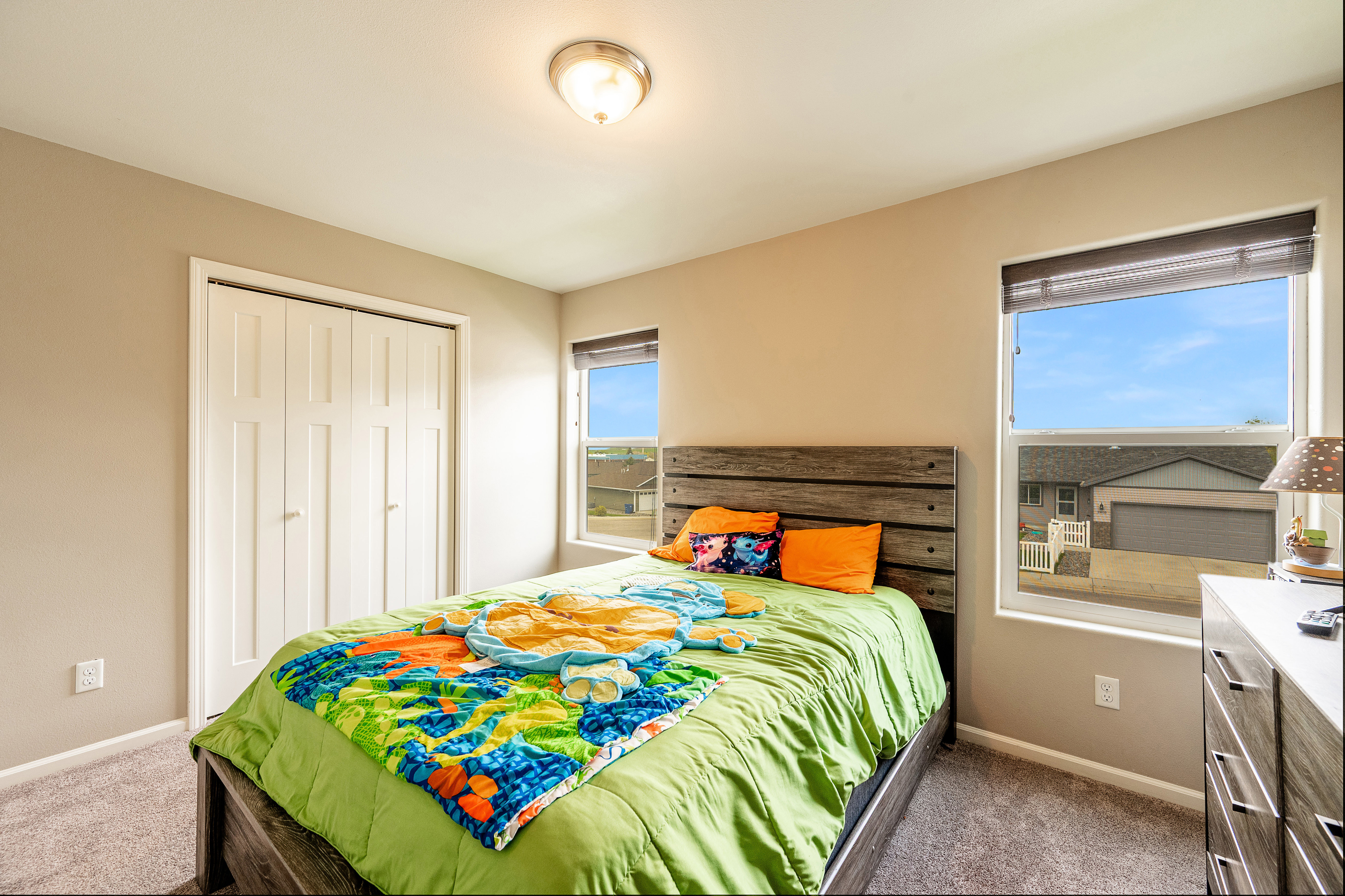 Sheridan, Wyoming, 82801, United States, 4 Bedrooms Bedrooms, ,3 BathroomsBathrooms,Residential,For Sale,1935181
