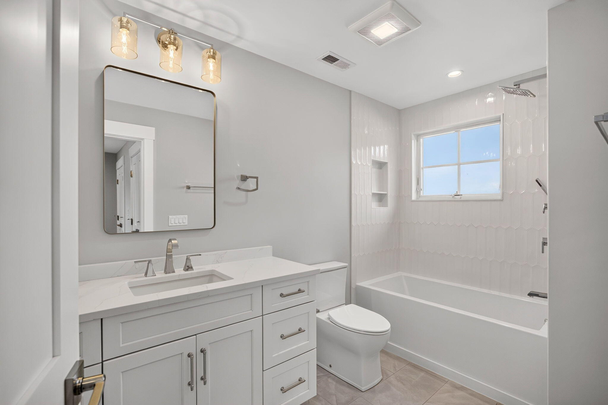  533 Woods Hole Road UNIT B102 - 物件實景