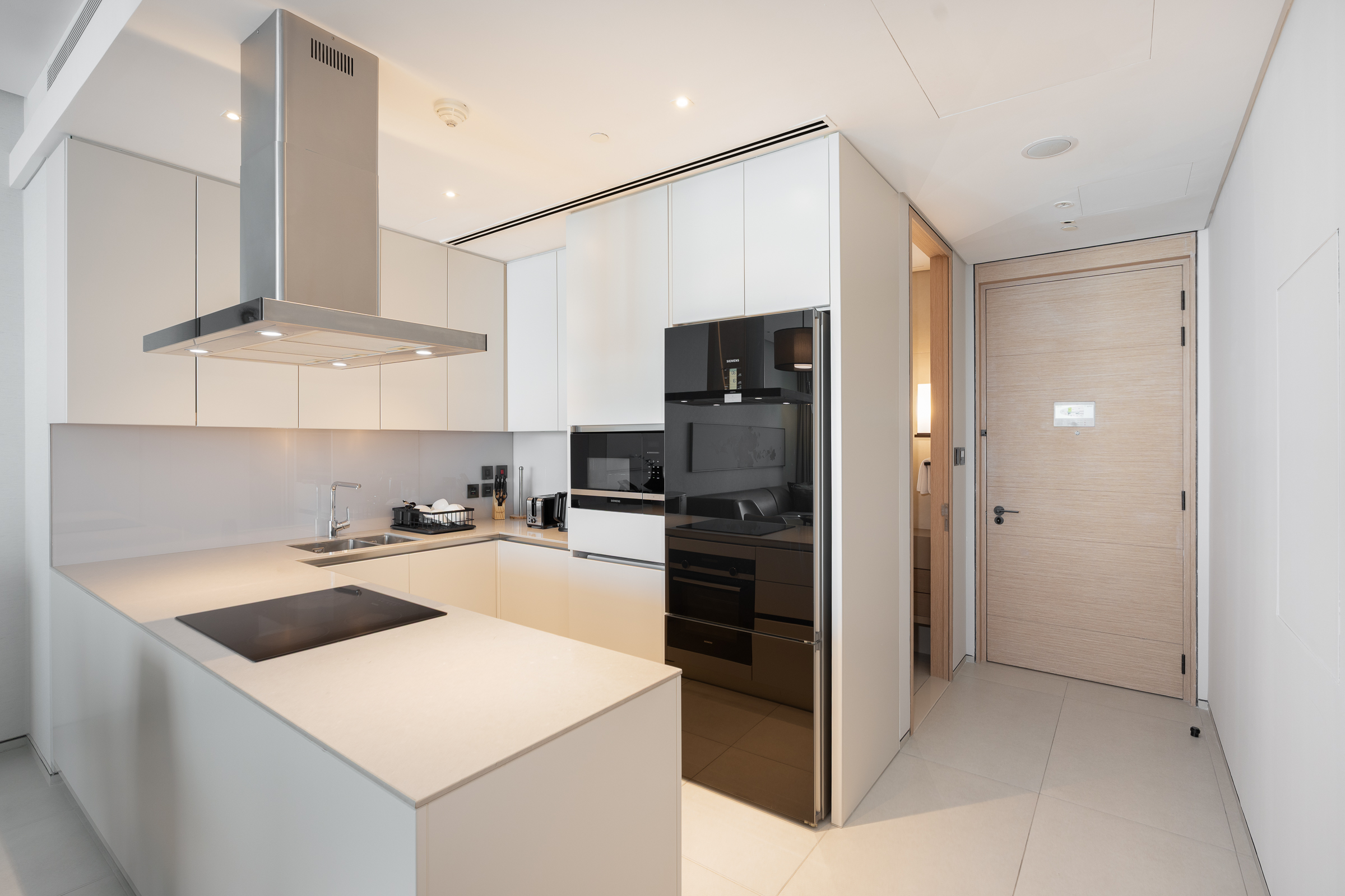  Fully-Serviced Branded Home With Sea Views in JBR - 物件實景