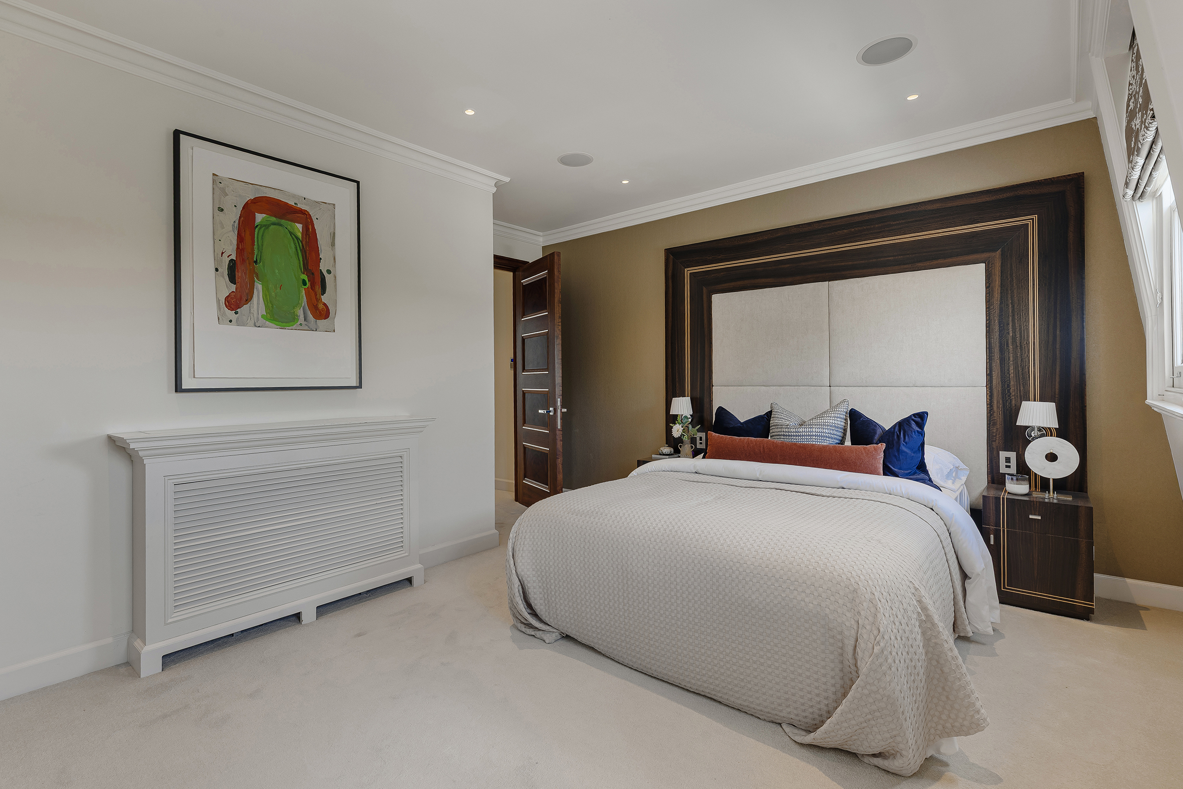  A Magnificent Six-Bedroom Residence with Pool and Roof Terrace in Kensington - 物件實景