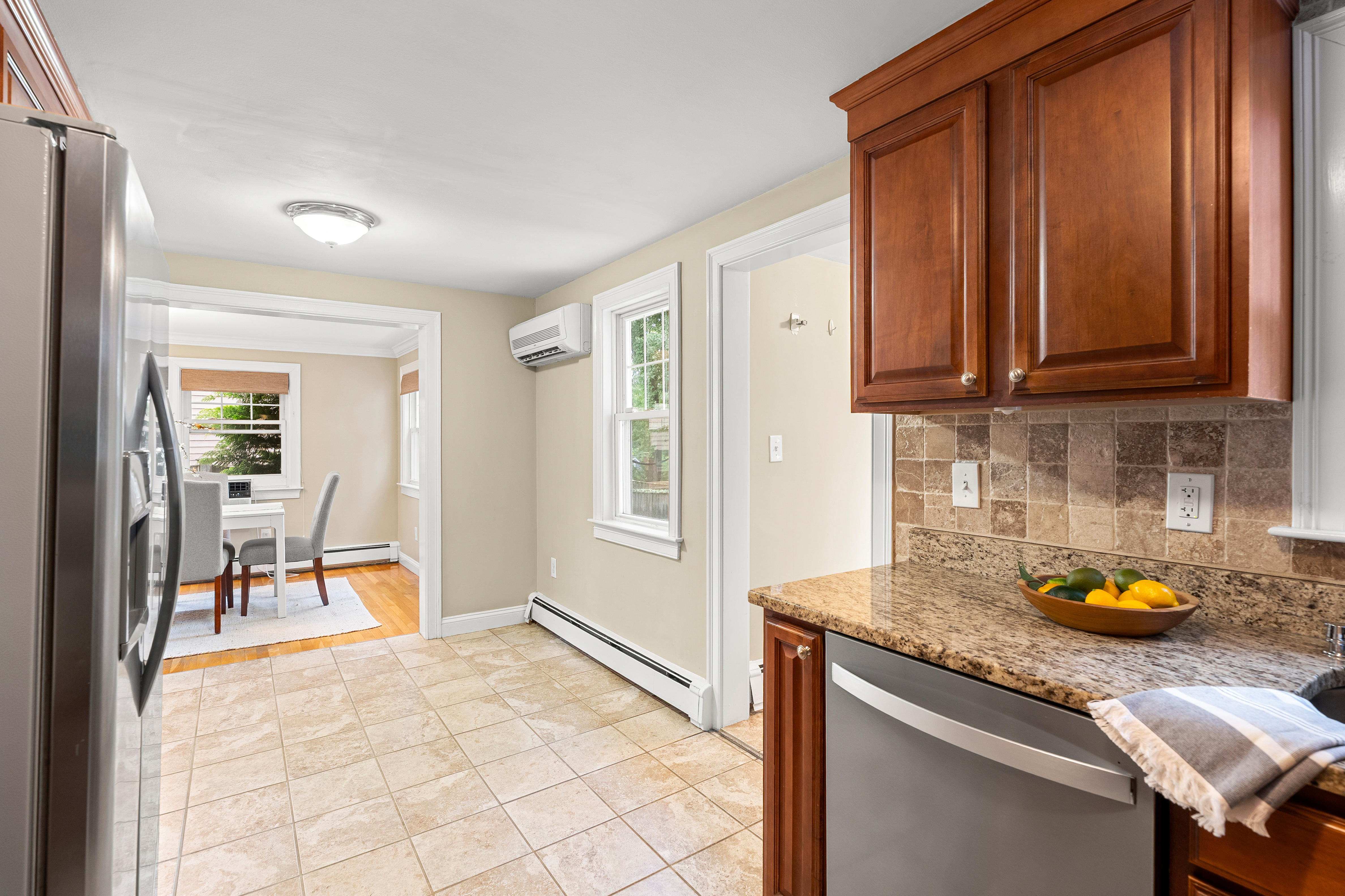 19 Cunningham Circle, Waltham, MA, 02453 - 物件實景