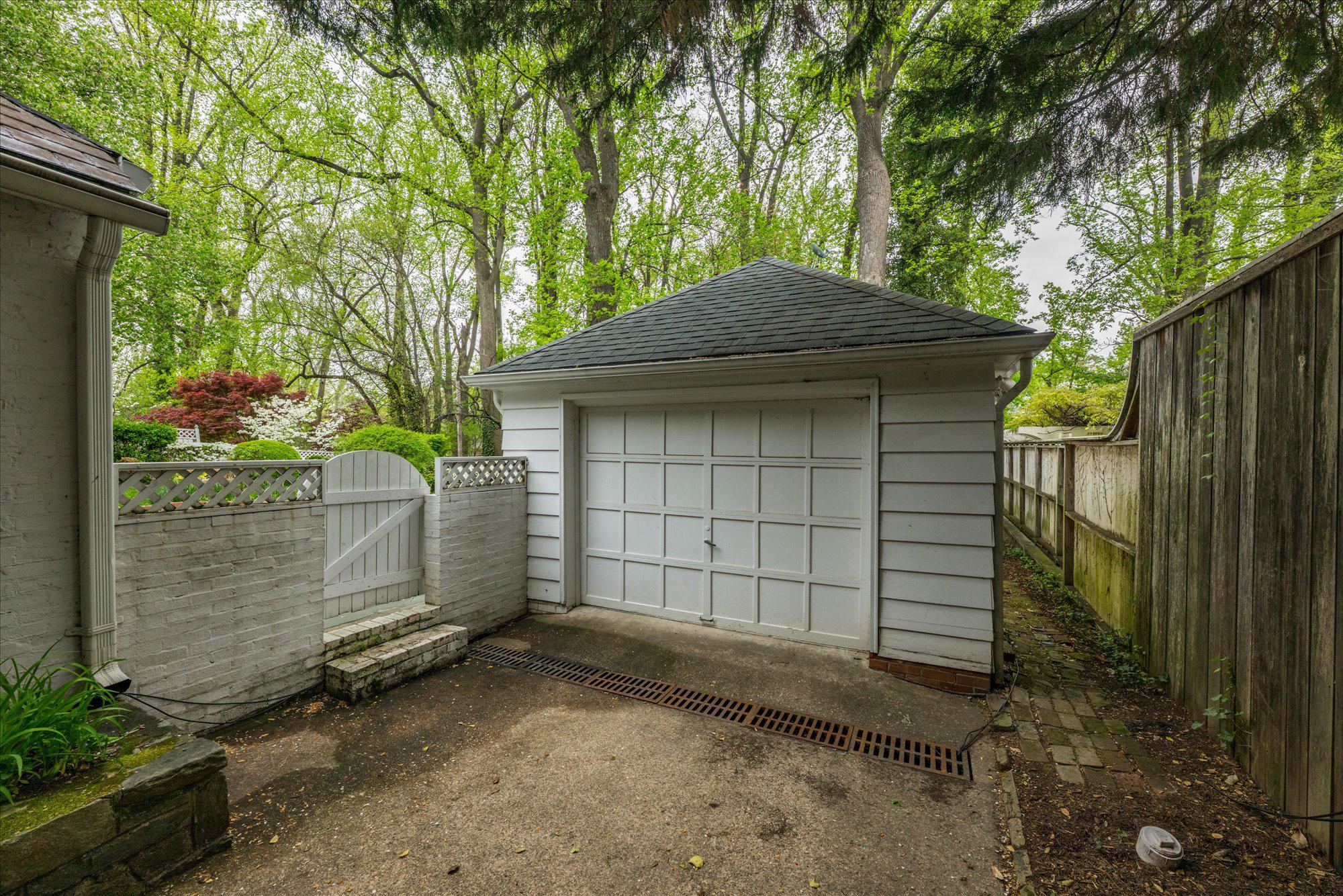  4923 Hillbrook Lane NW, Washington, DC, 20016 - 物件實景