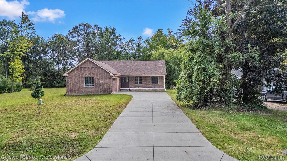 Pacton Dr, Shelby Township, MI 48317 #1