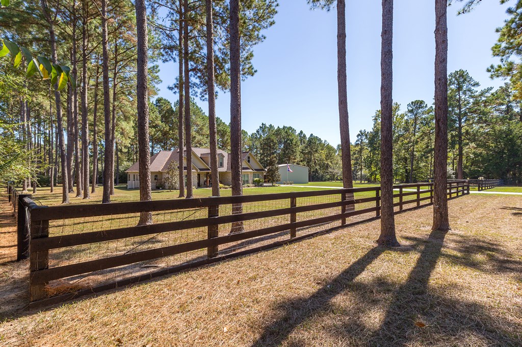 Huntington, Texas, 75949, United States, 3 Bedrooms Bedrooms, ,3 BathroomsBathrooms,Residential,For Sale,2007836