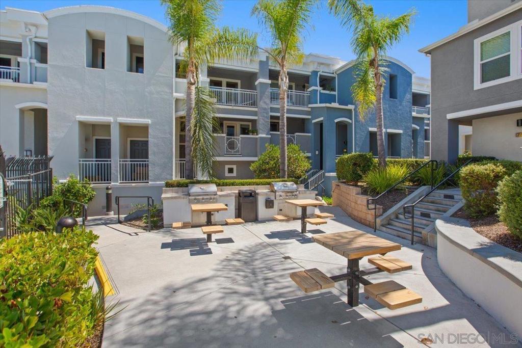 San Diego, California, 92110, United States, 3 Bedrooms Bedrooms, ,2 BathroomsBathrooms,Residential,For Sale,1914141