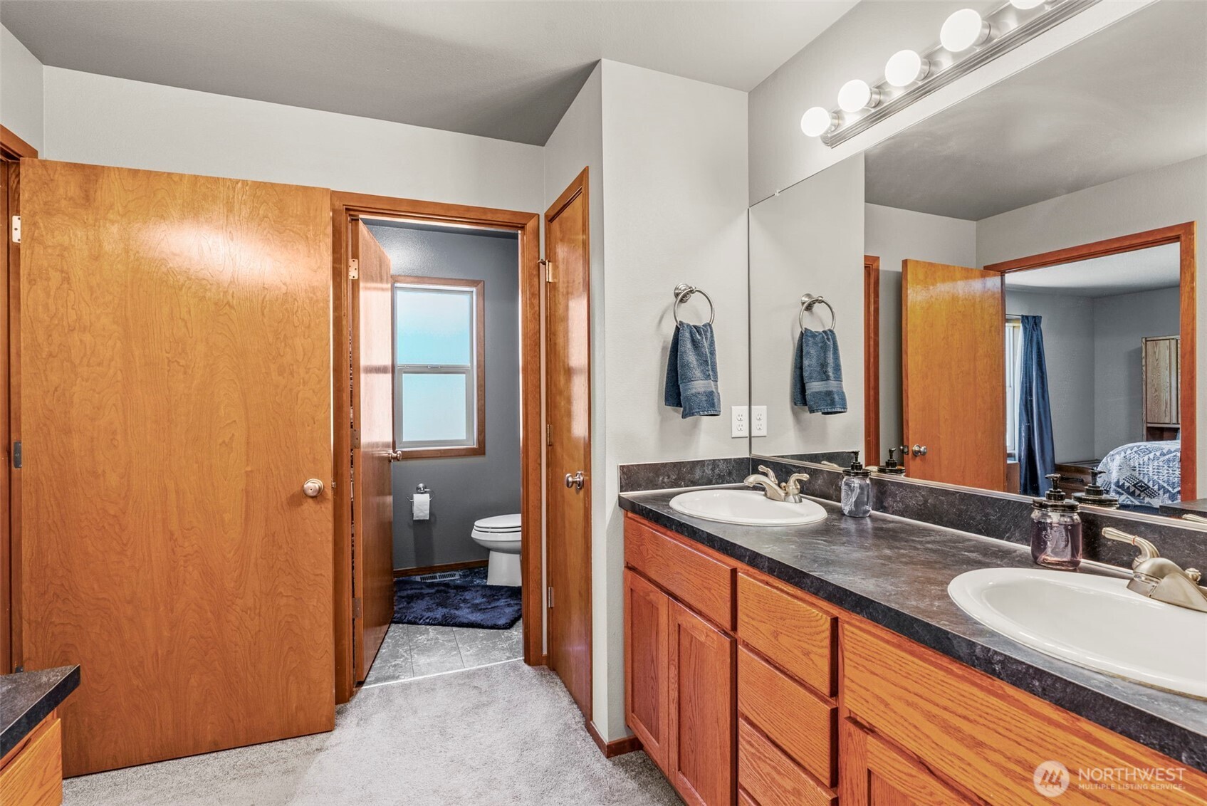 Castle Rock, Washington, 98611, United States, 3 Bedrooms Bedrooms, ,3 BathroomsBathrooms,Residential,For Sale,1836811