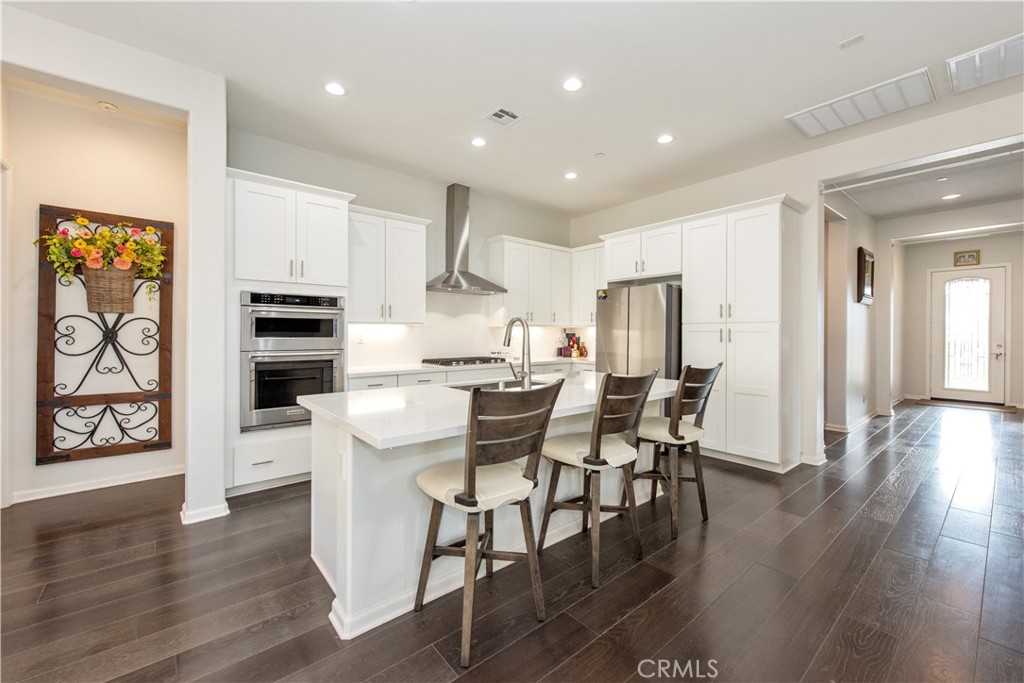 Corona, California, 92883, United States, 2 Bedrooms Bedrooms, ,2 BathroomsBathrooms,Residential,For Sale,1978295