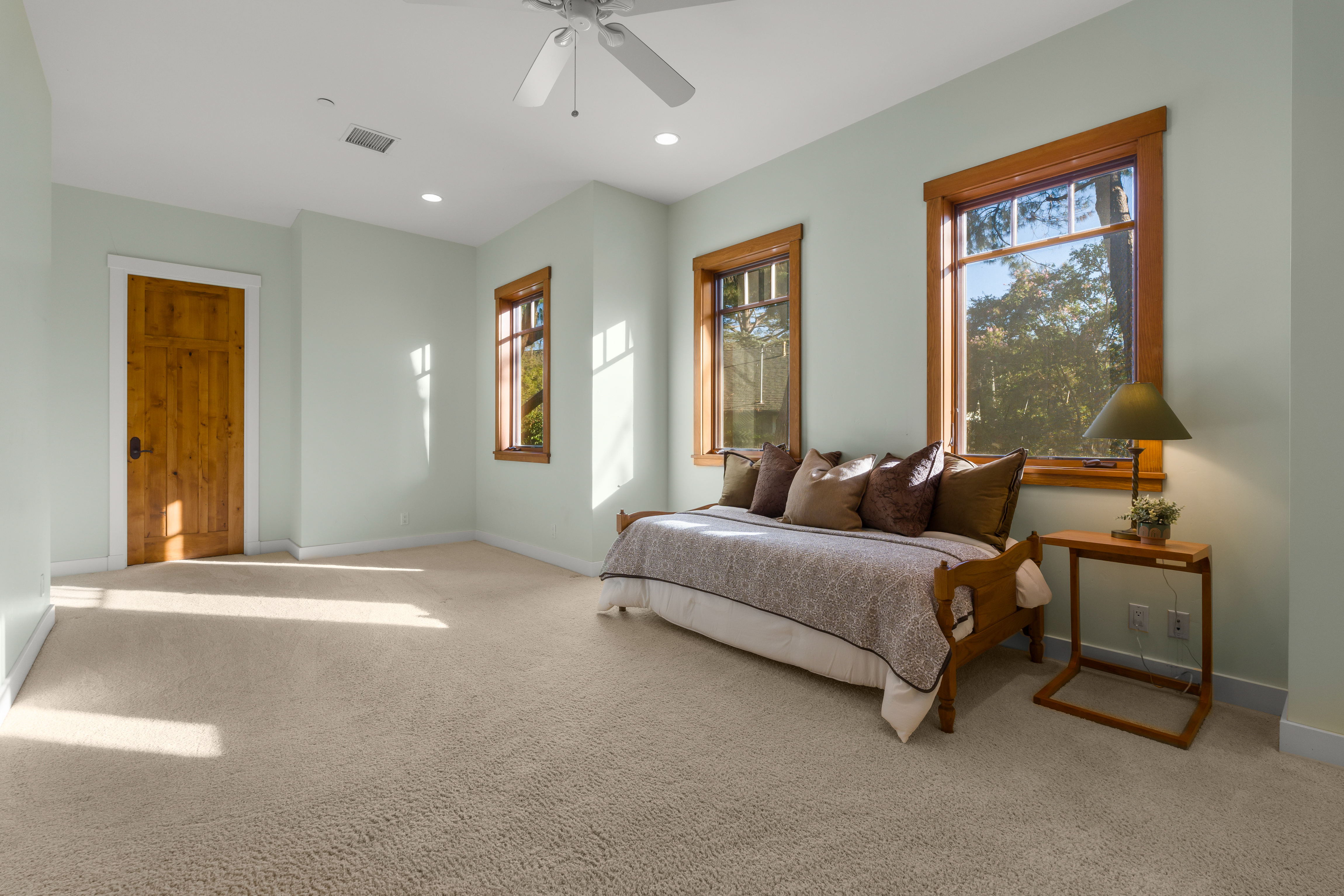  402 South Montgomery Street, Ojai, CA 93023 - 物件實景