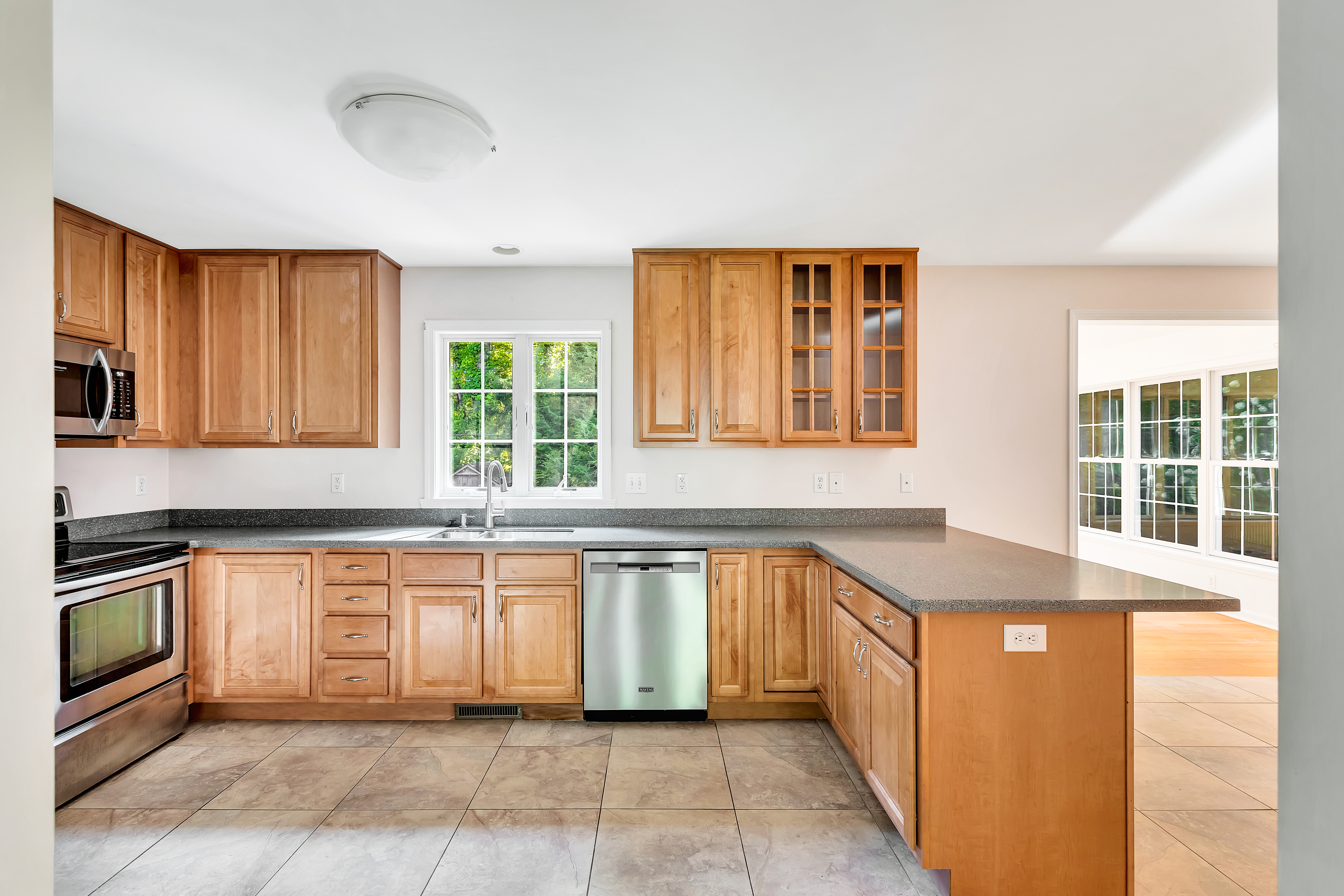  34 Darnley Greene, Bethlehem, NY, 12054 - 物件實景