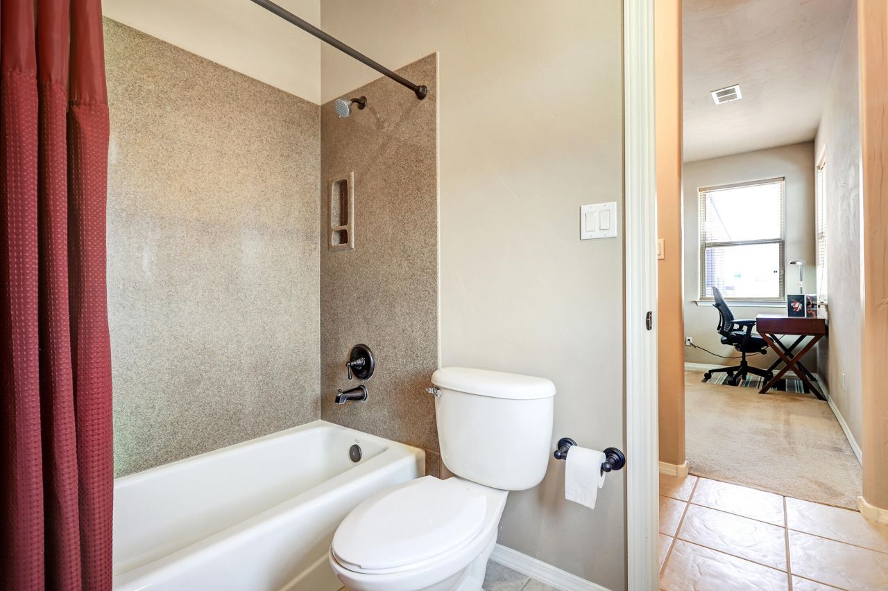 Rio Rancho, New Mexico, 87124, United States, 4 Bedrooms Bedrooms, ,3 BathroomsBathrooms,Residential,For Sale,1956048