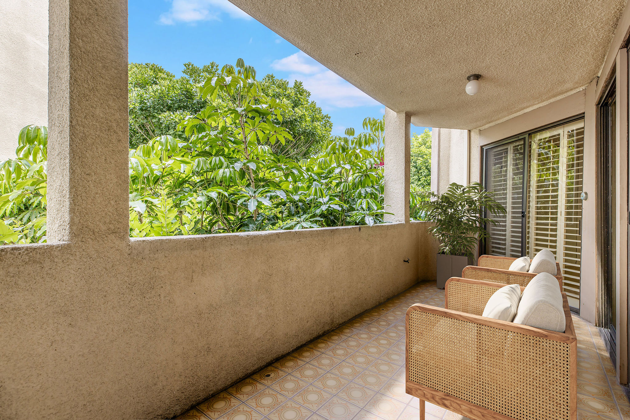  5216 Yarmouth #105 - 物件實景