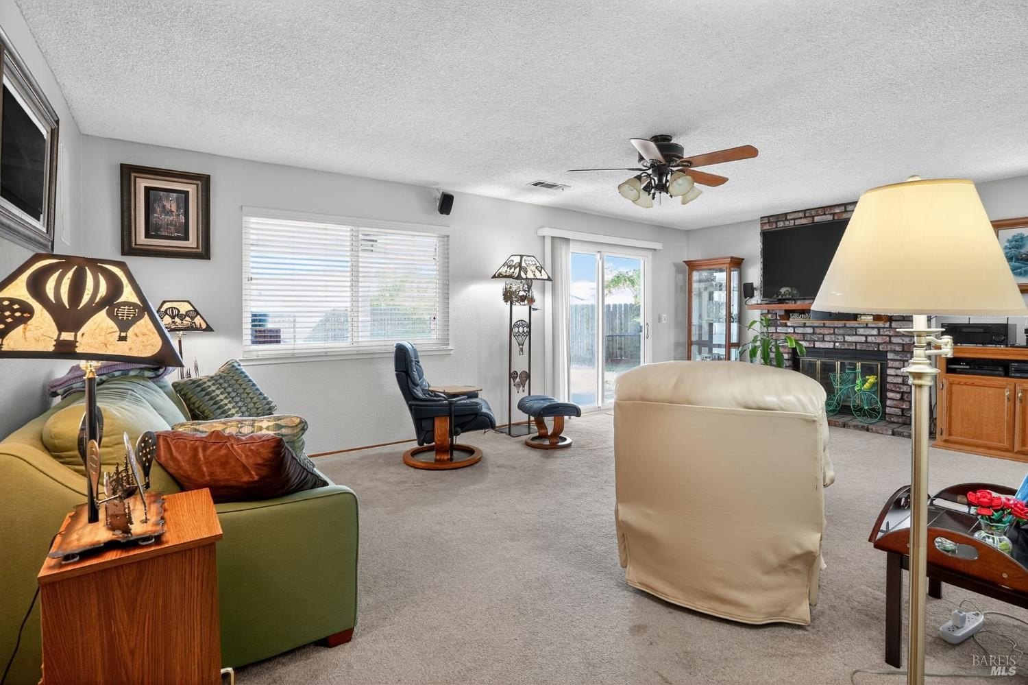 Fairfield, California, 94533, United States, 3 Bedrooms Bedrooms, ,2 BathroomsBathrooms,Residential,For Sale,1924818