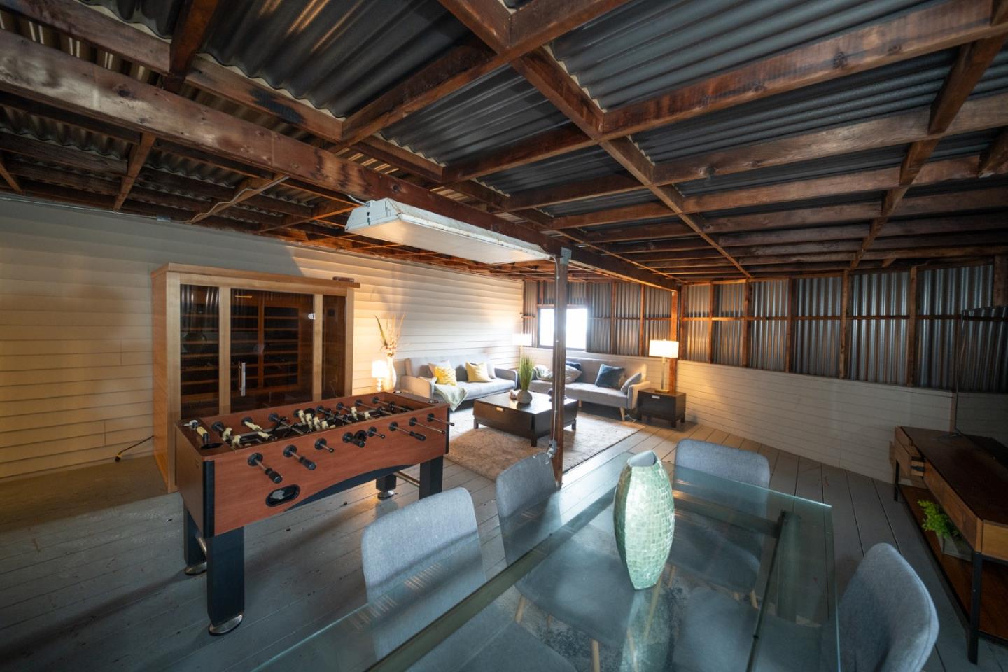 Pacifica, California, 94044, United States, 4 Bedrooms Bedrooms, ,5 BathroomsBathrooms,Residential,For Sale,1988346