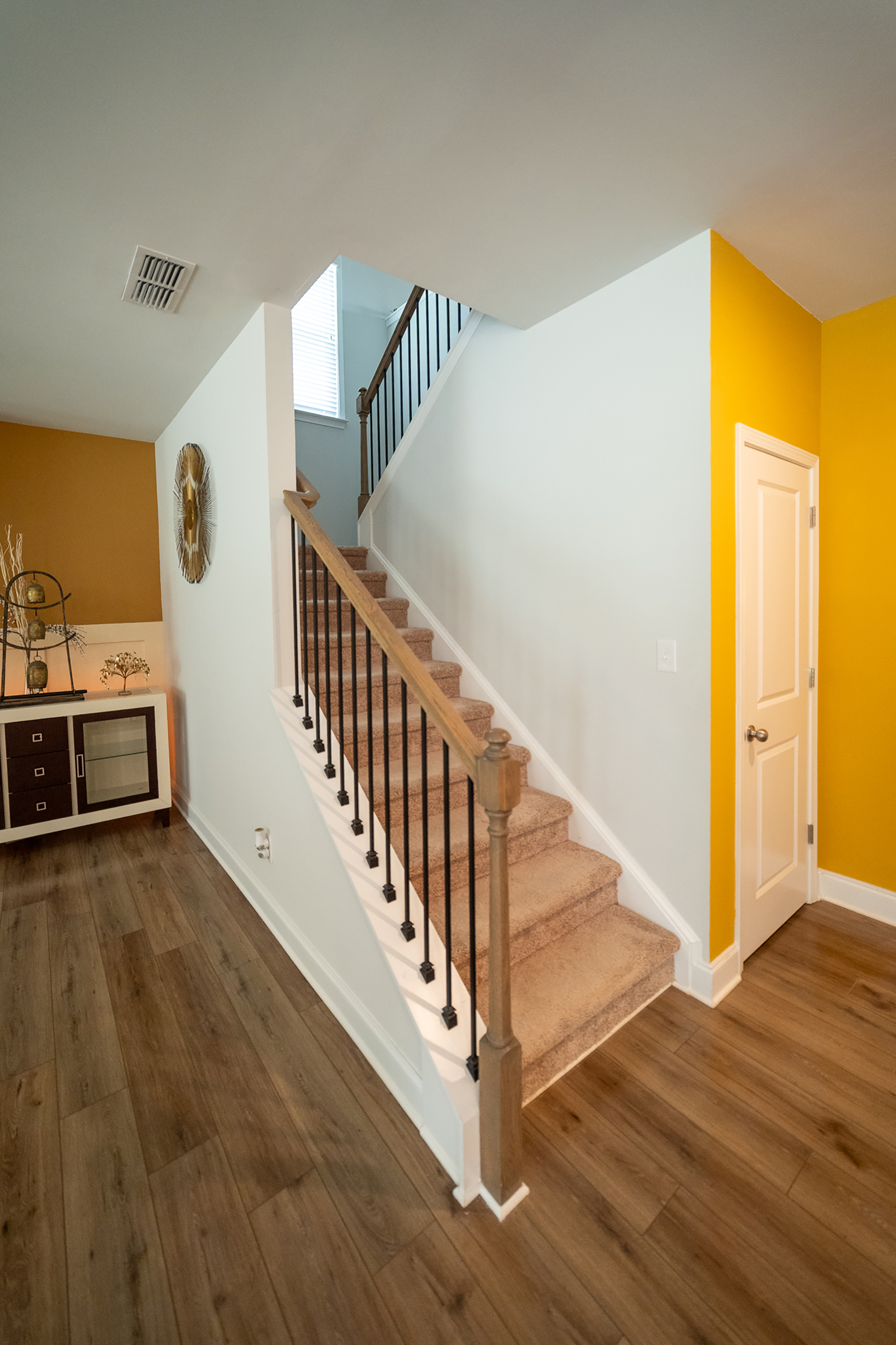  Fantastic Newer Construction Home in Bedford Estates - 物件實景